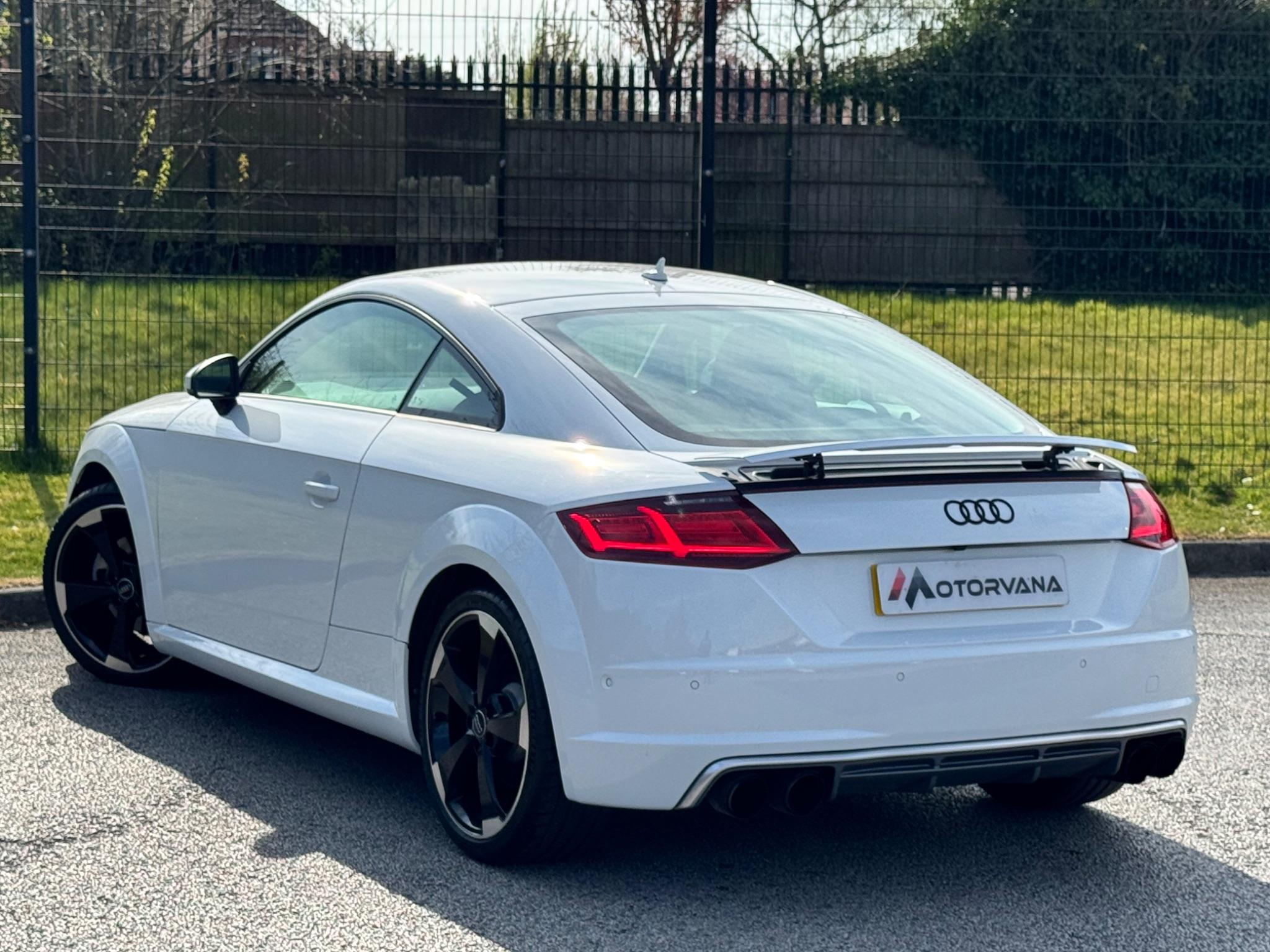 Audi TT view 5