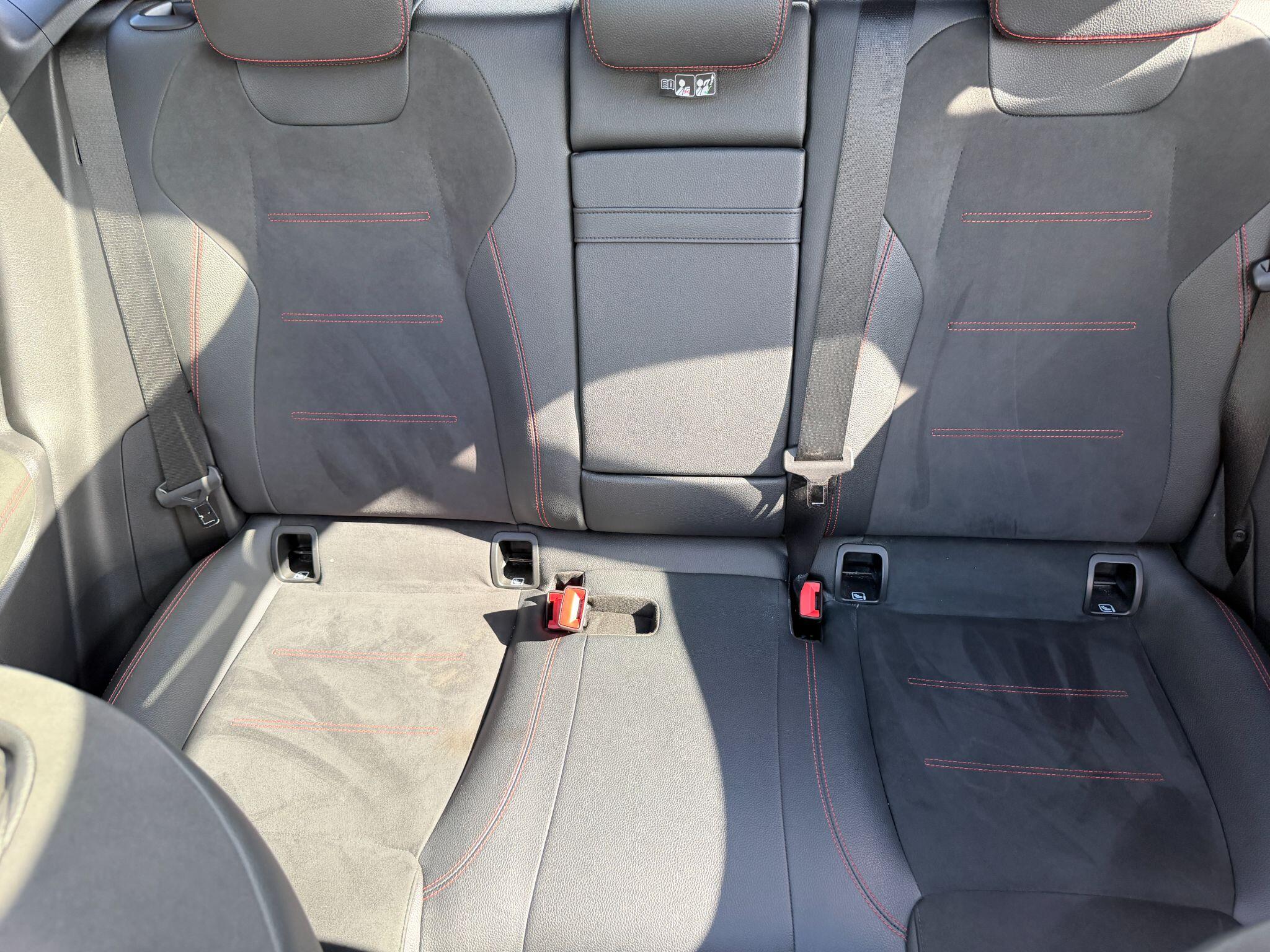 Mercedes-Benz EQA view 33