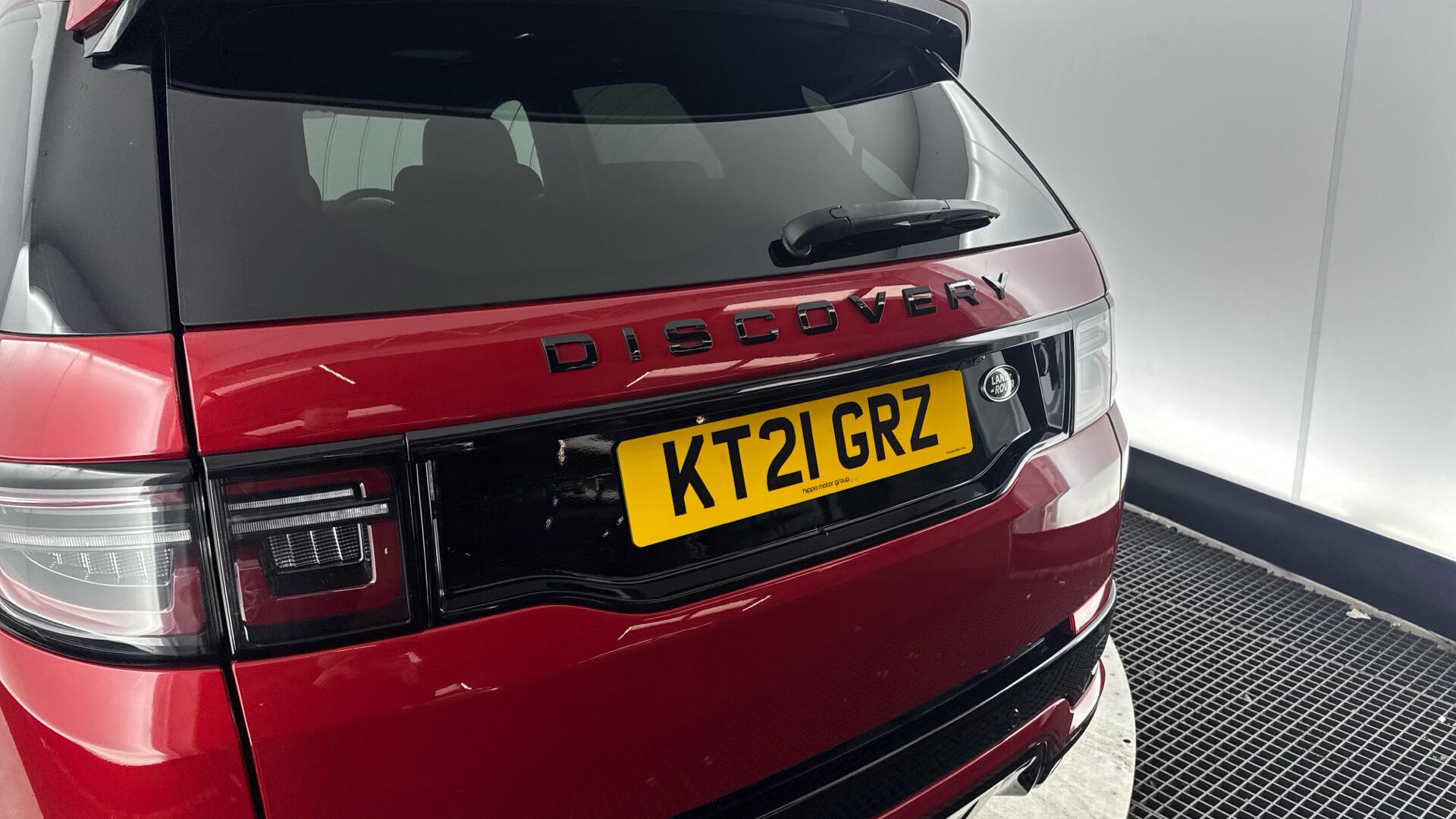 Land Rover Discovery Sport view 28