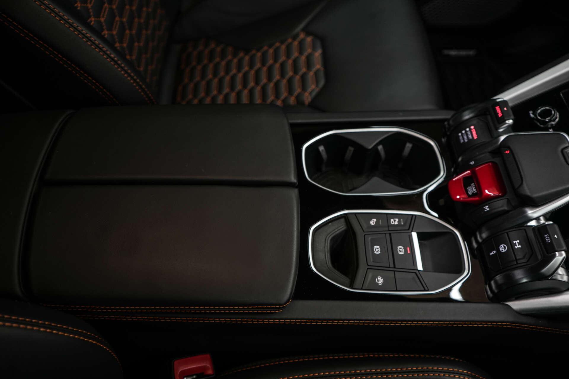 Lamborghini Urus view 58