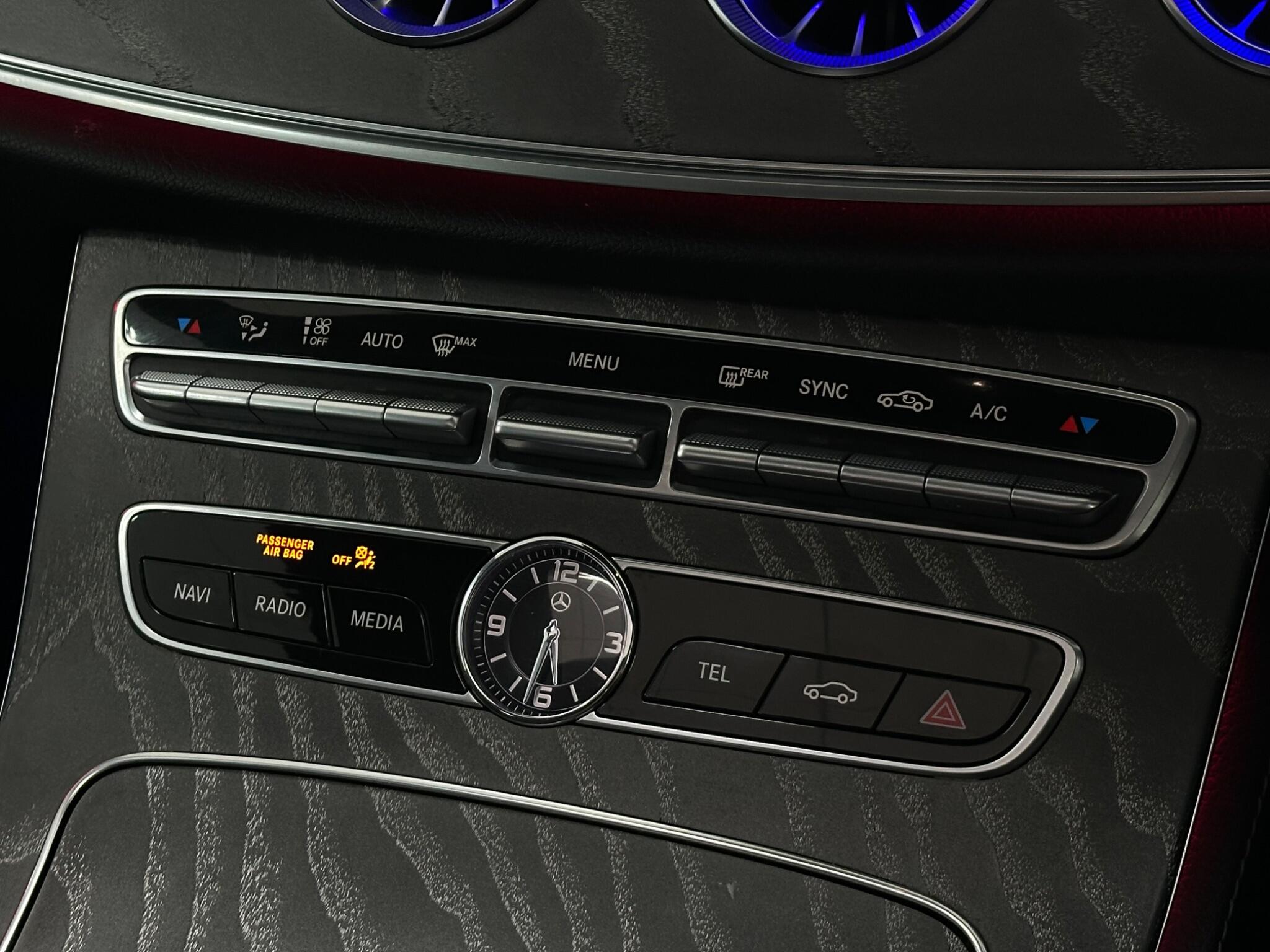 Mercedes-Benz CLS view 31