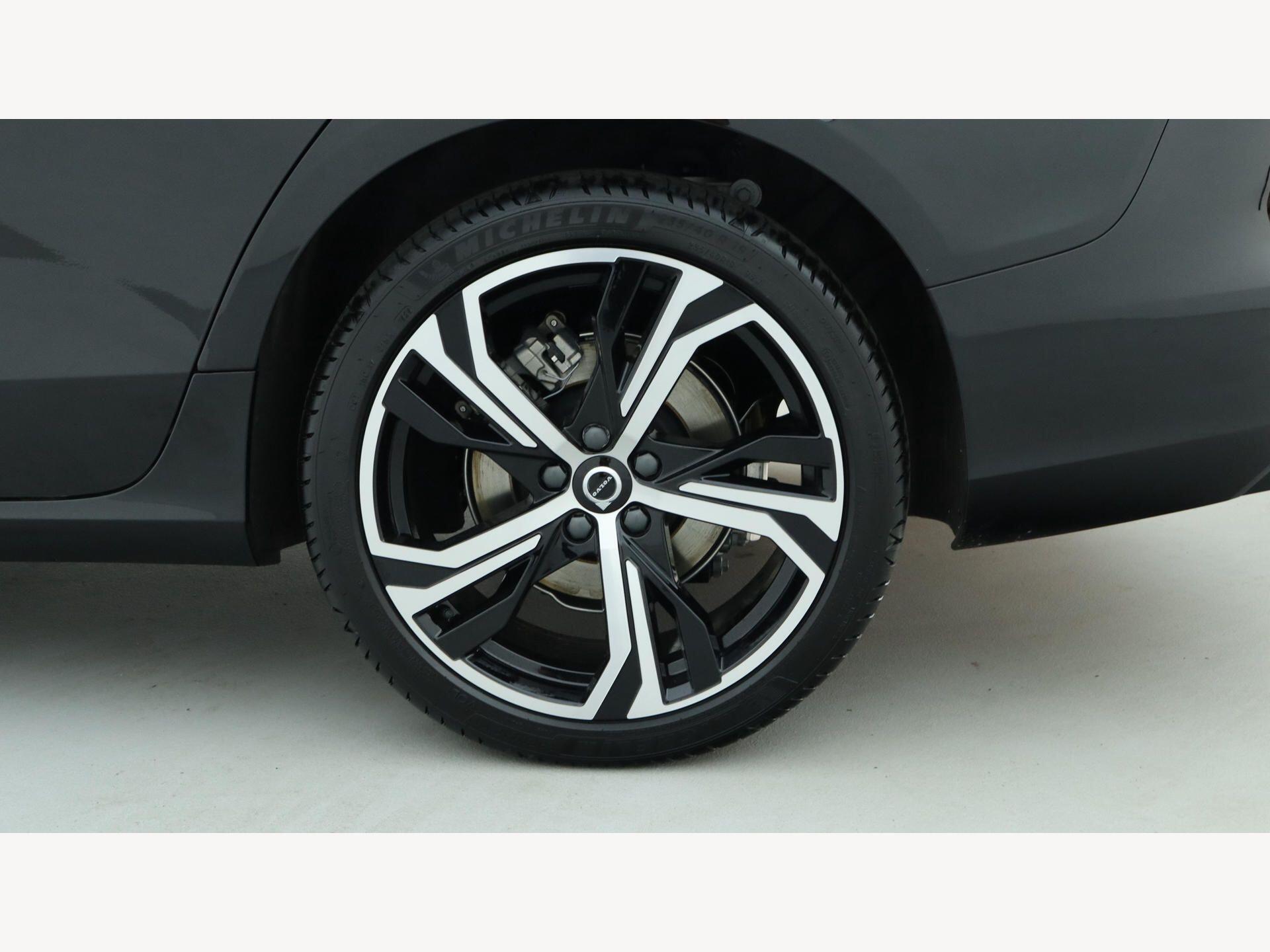 Volvo V60 view 12