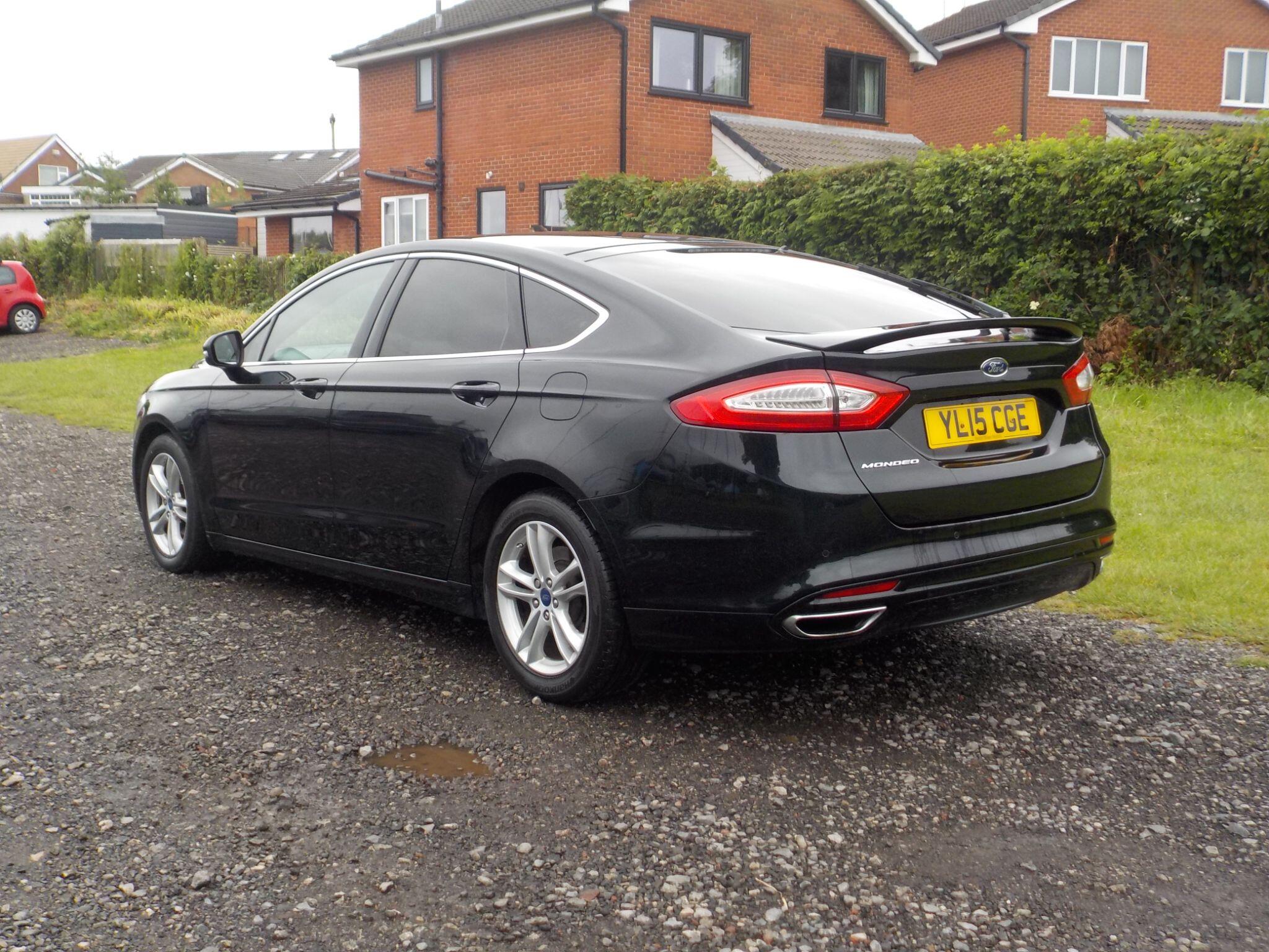 Ford Mondeo 2.0 TDCi Titanium Euro 6 (s/s) 5dr