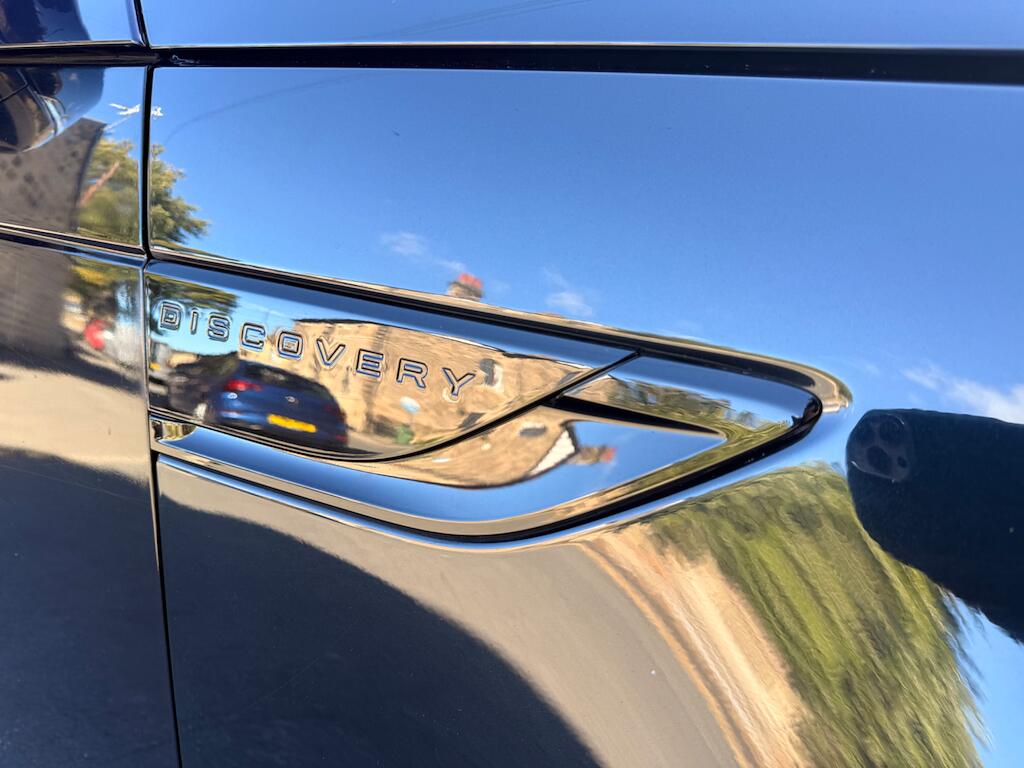 Land Rover Discovery view 20