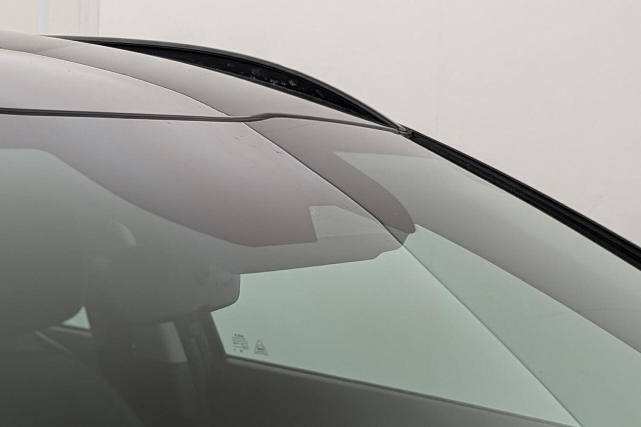 Kia Niro view 38