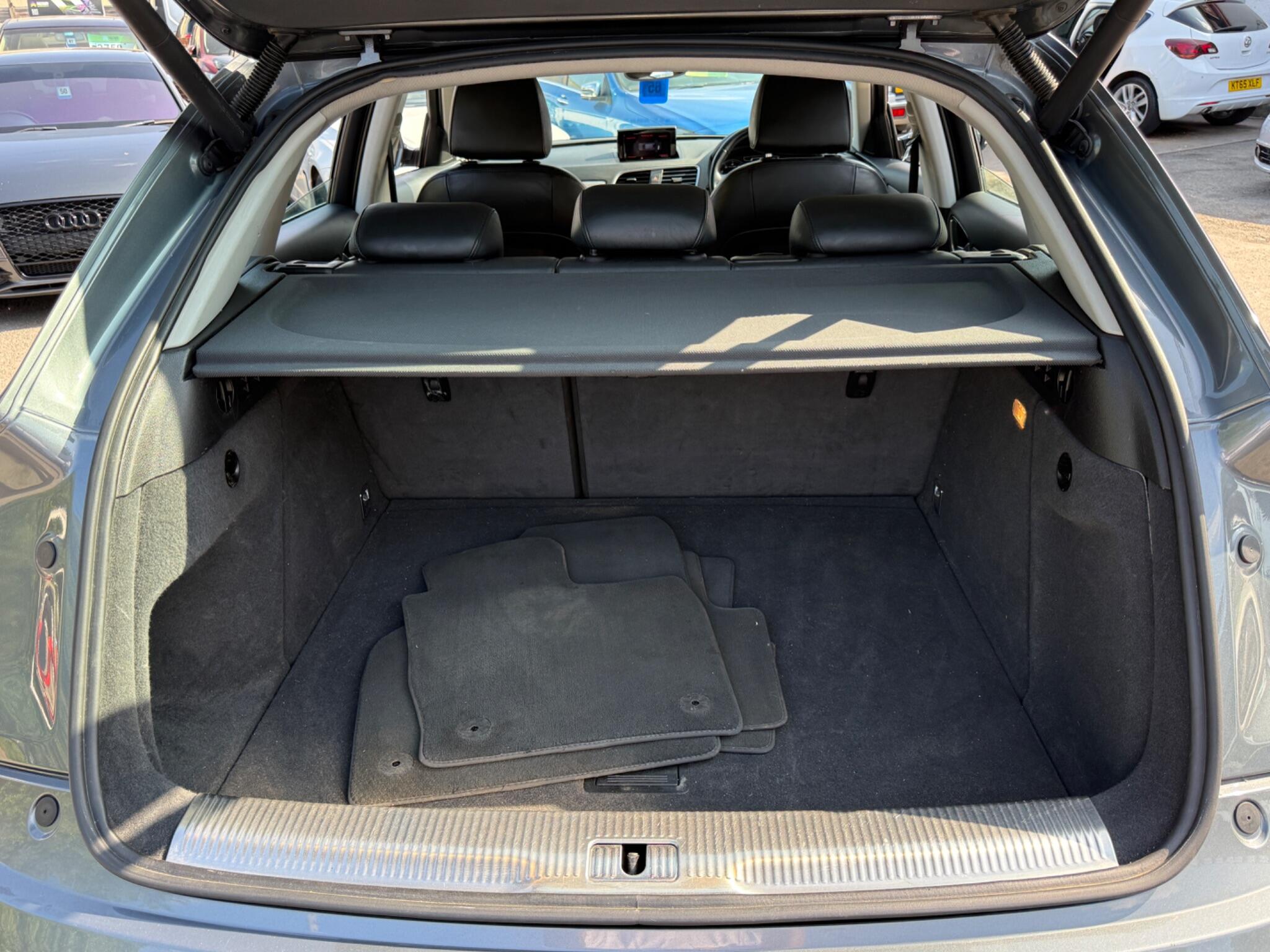 Audi Q3 - Image 43