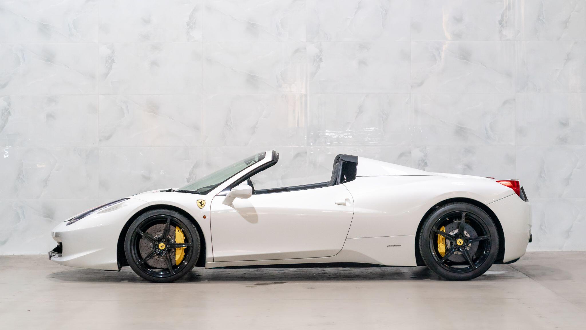 Ferrari 458 view 9