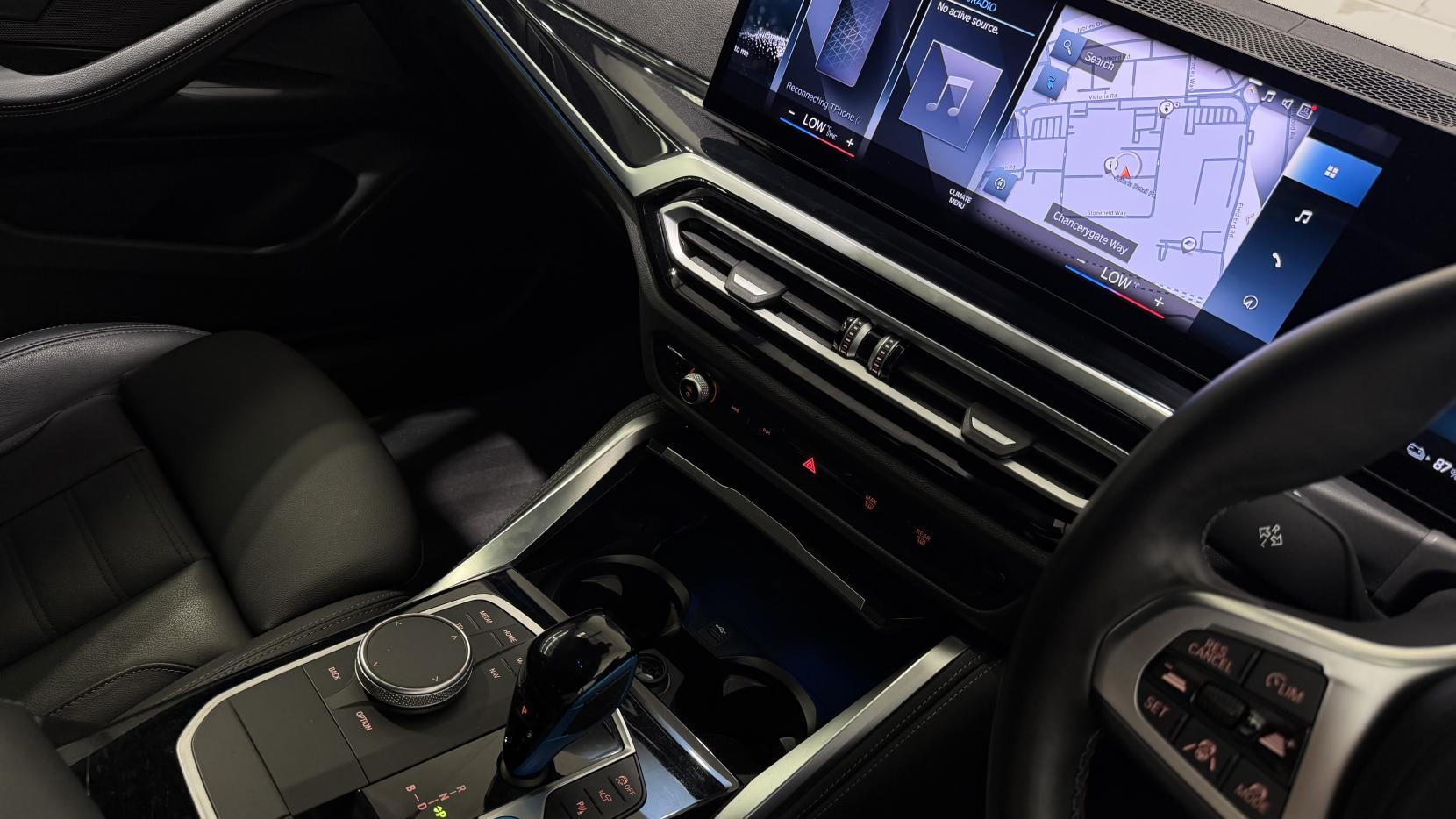 BMW I4 view 22