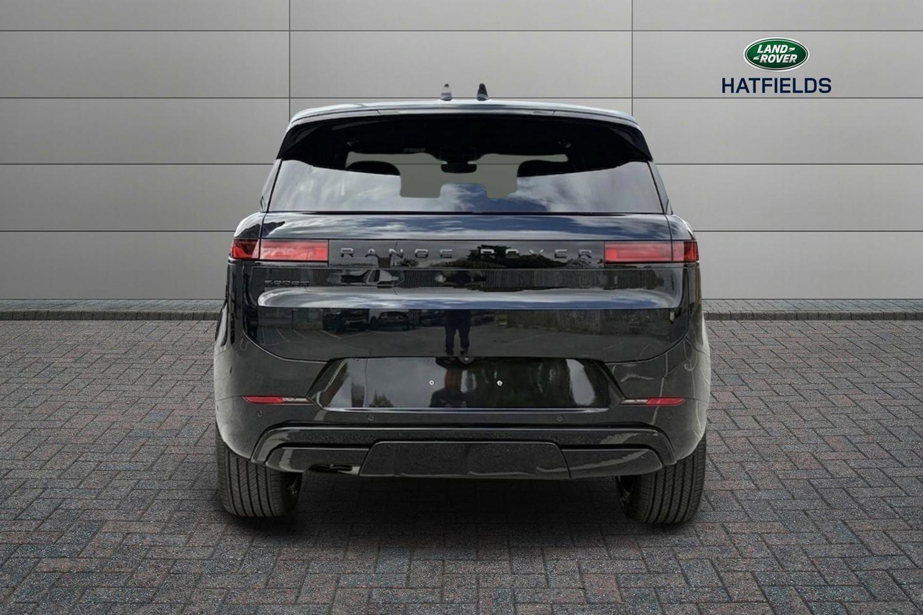 Land Rover Range Rover Sport view 6