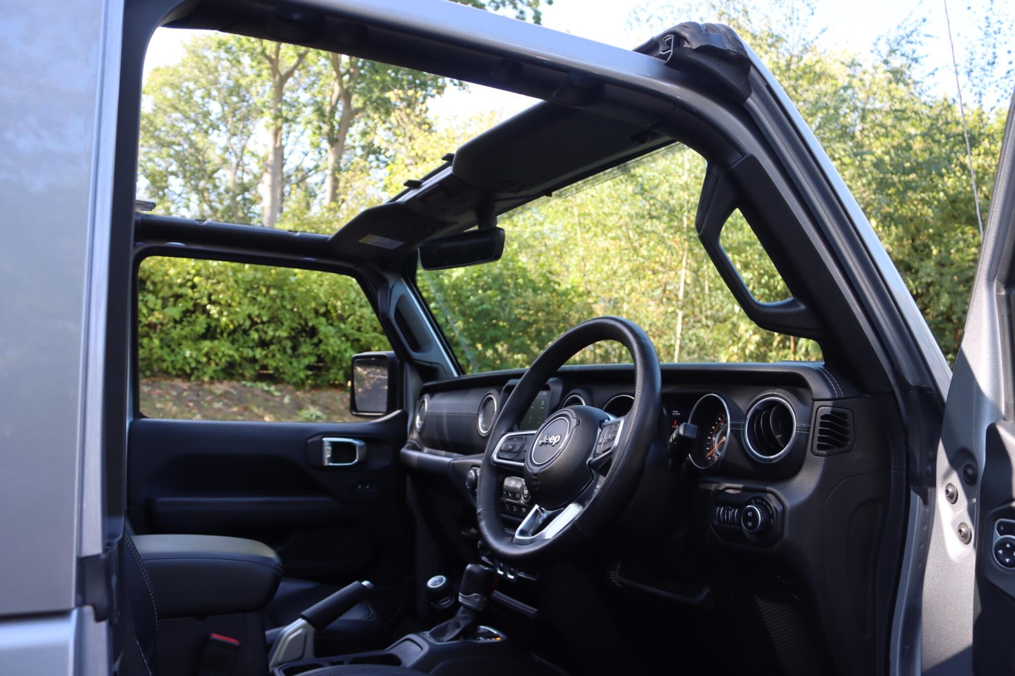 Jeep Wrangler view 70