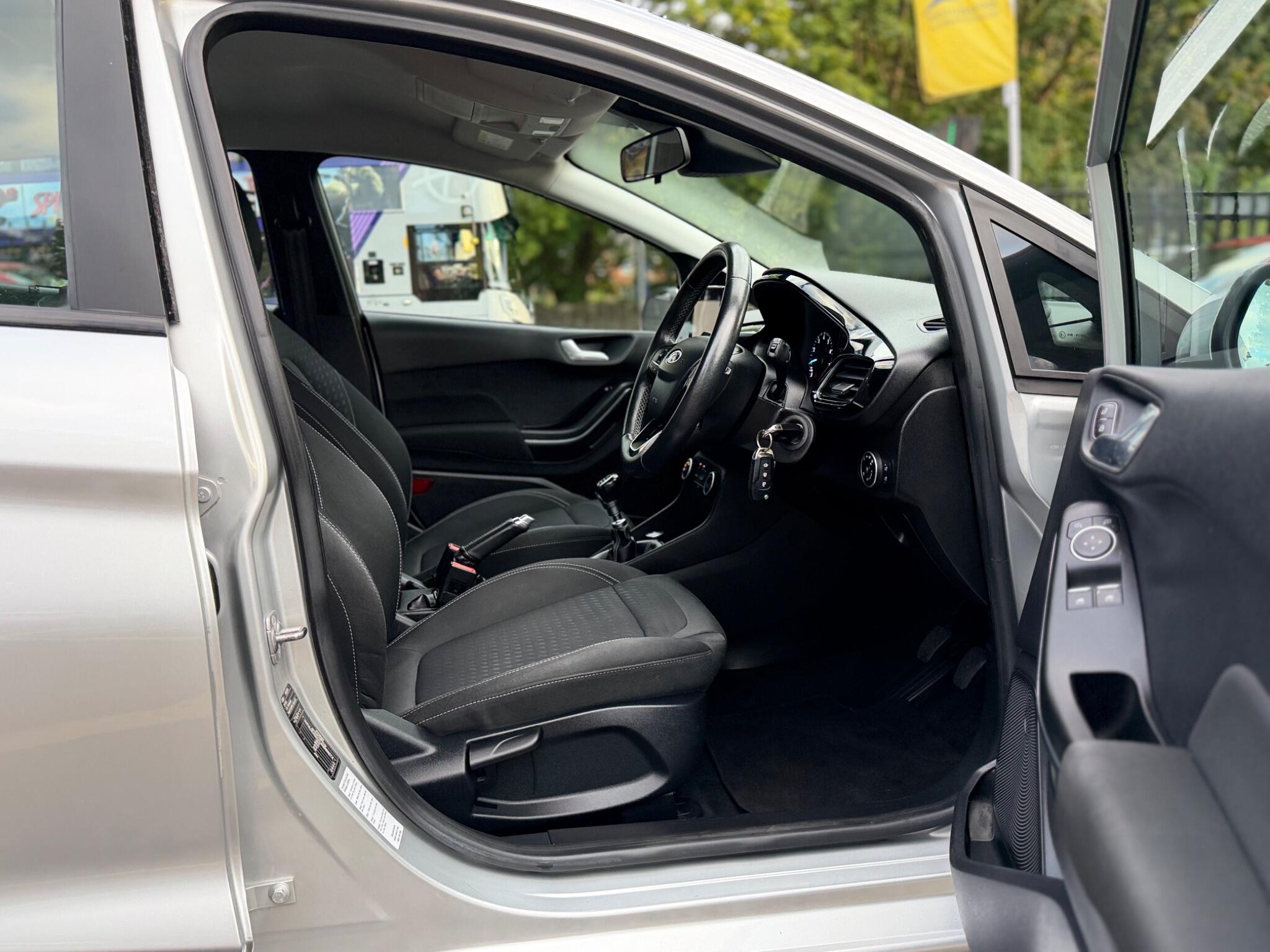 Ford Fiesta view 15