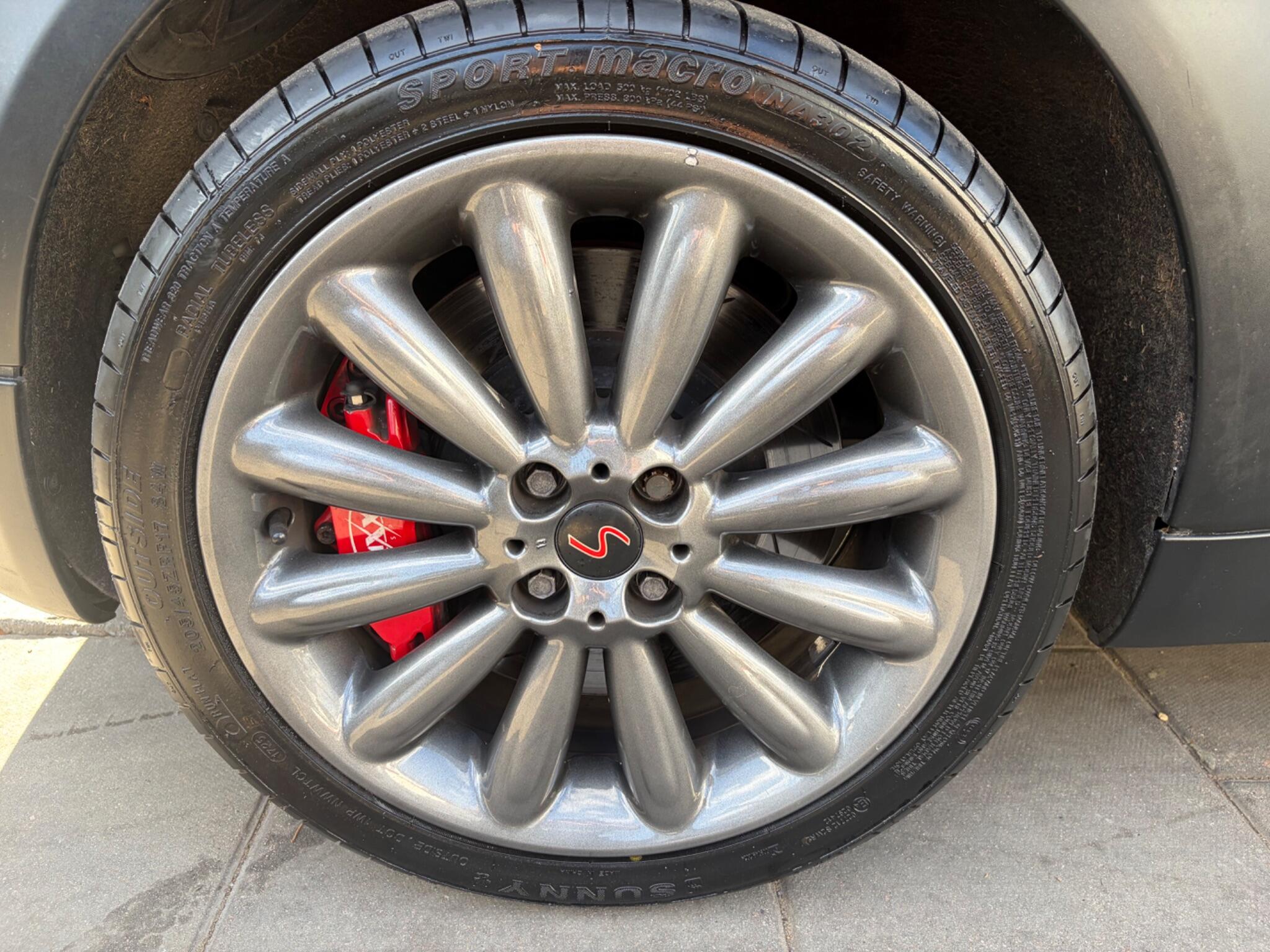 Mini Hatch view 79