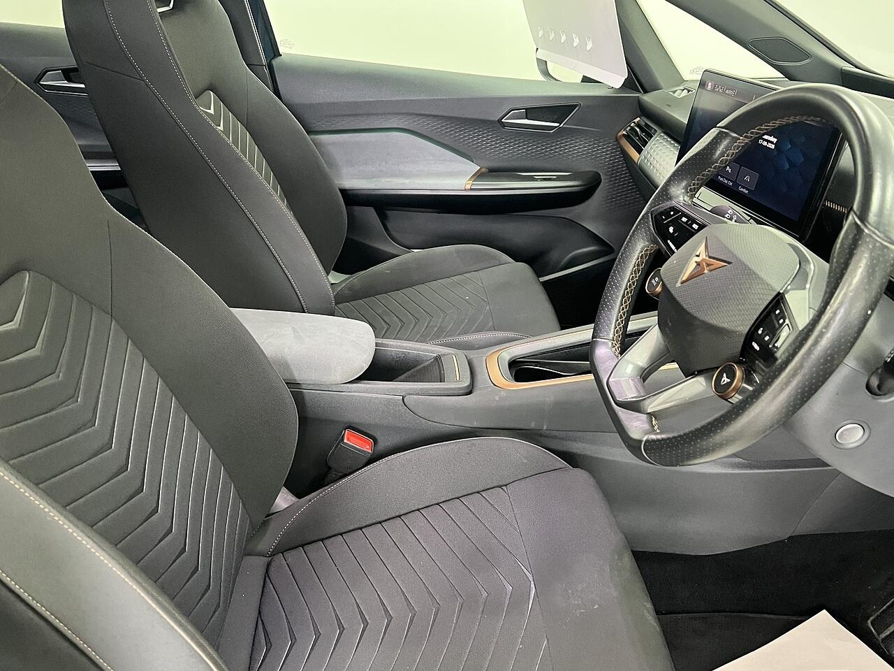 Cupra Born view 8