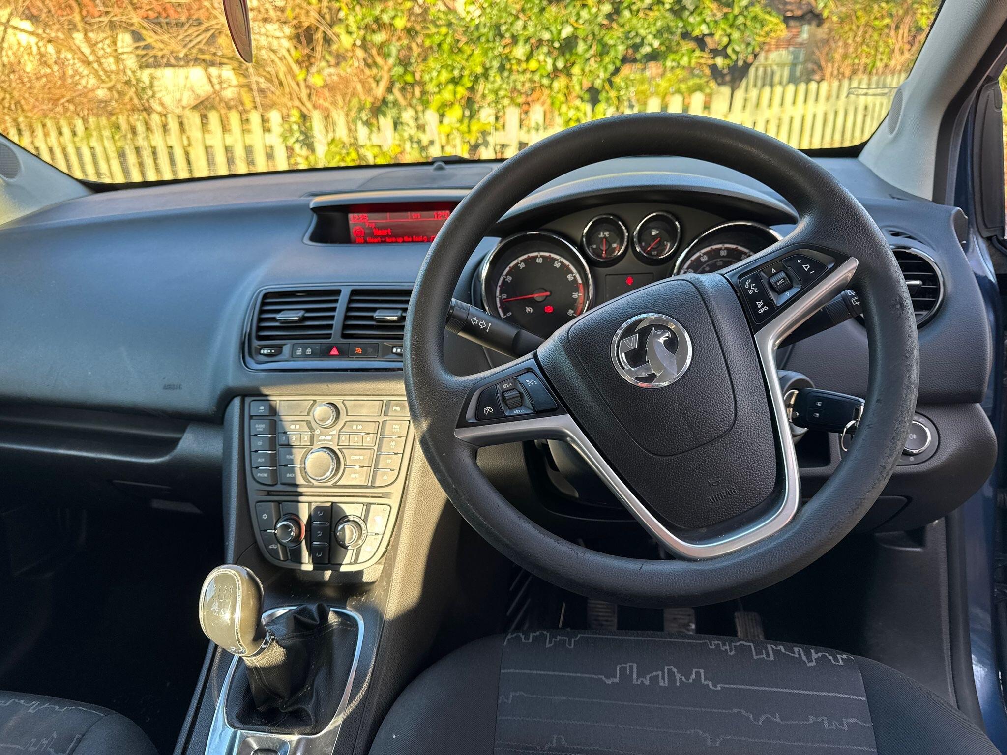 2011 Vauxhall Meriva 1.4T 16V Exclusiv Euro 5 5dr • 70,000 miles image 10