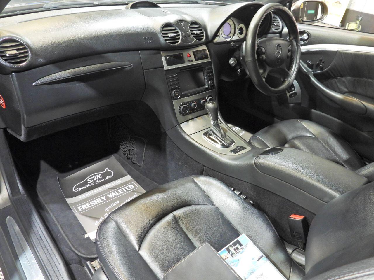 Mercedes-Benz CLK view 19