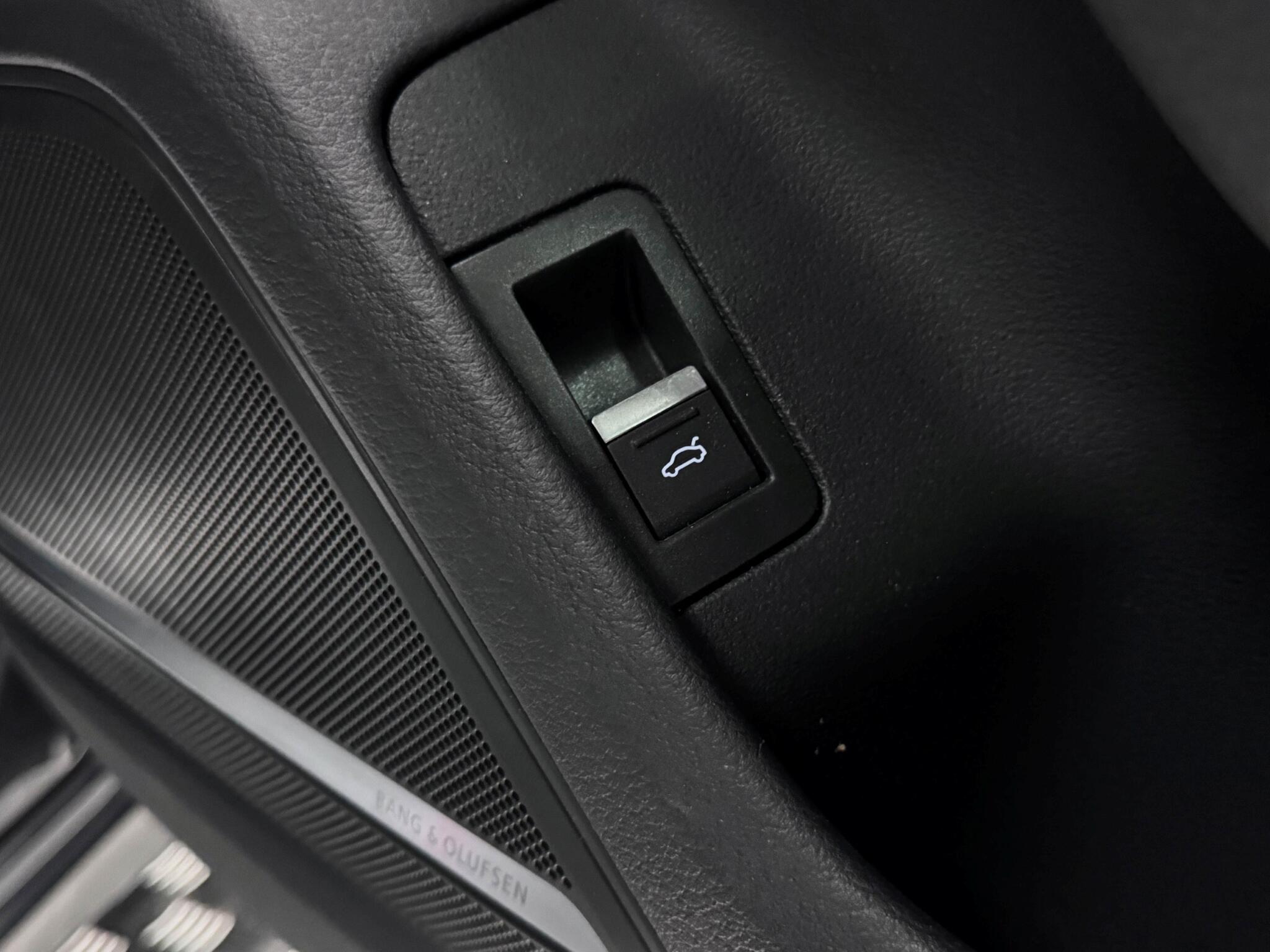 Audi A6 view 29