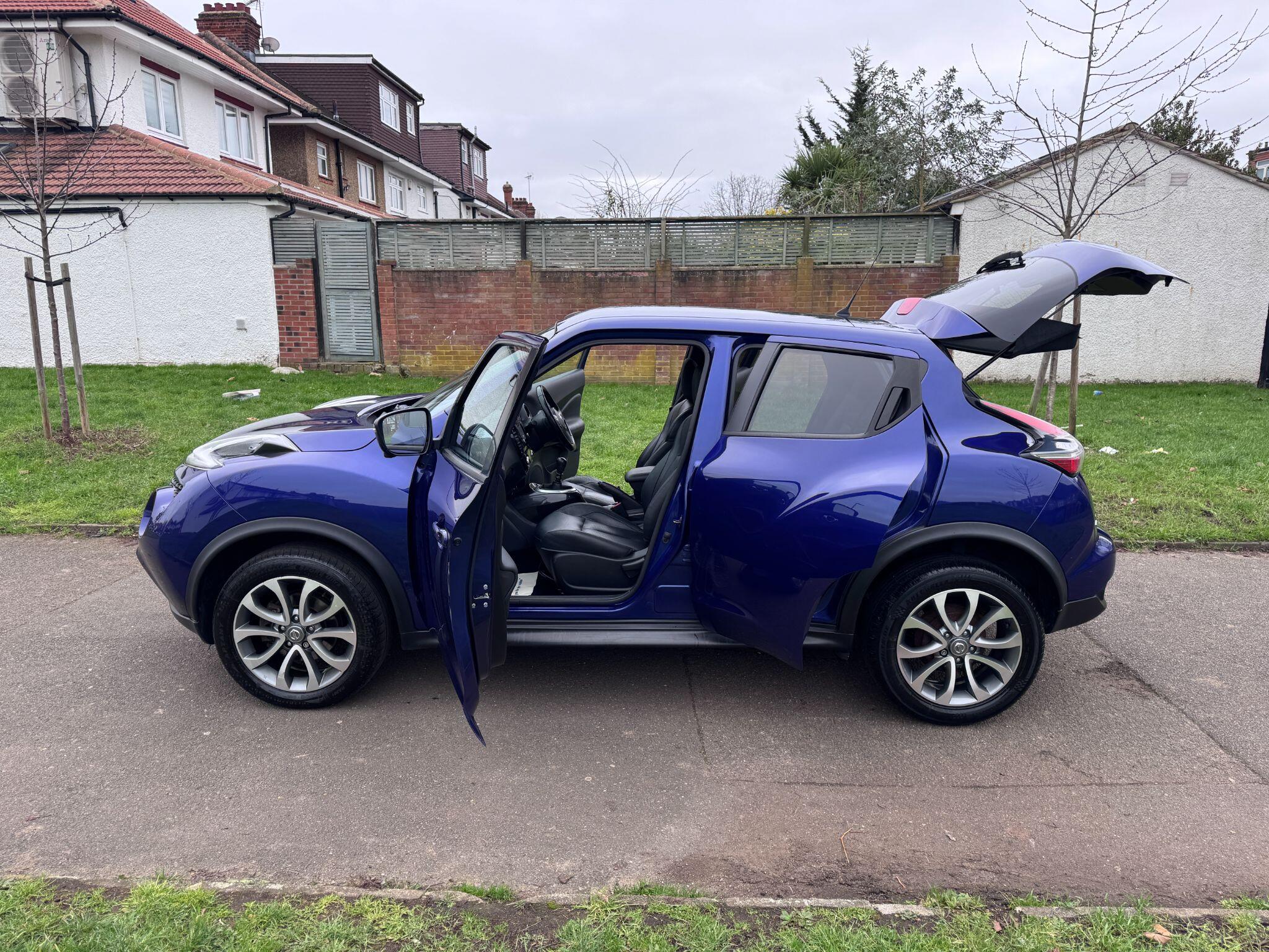 2016 Nissan Juke image 30