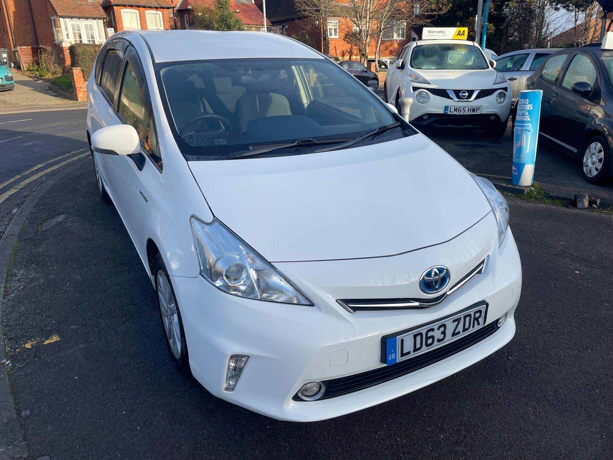 2014 Toyota Prius 1.5 CVT 4dr • 101,741 miles image 1