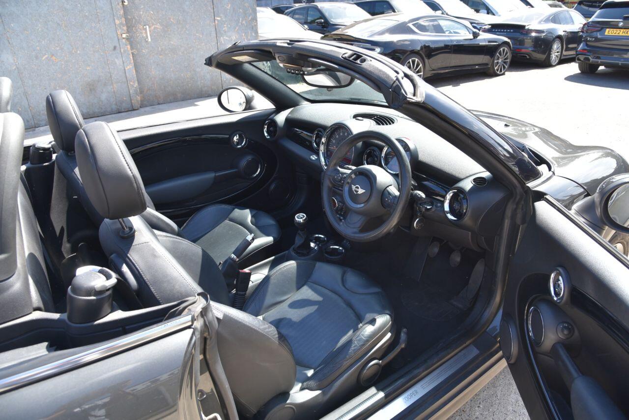 Mini Cooper view 17
