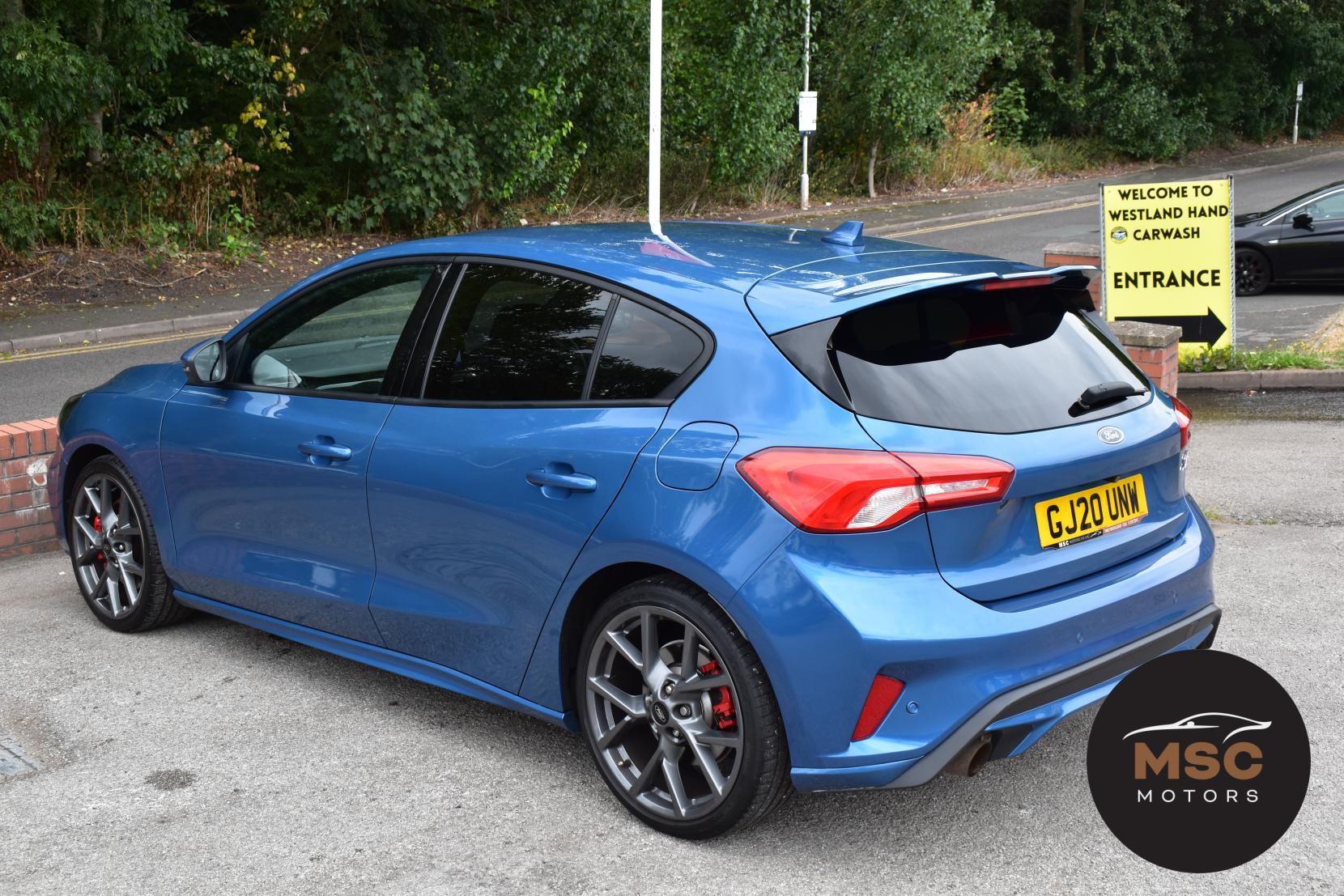 Ford Focus view 13