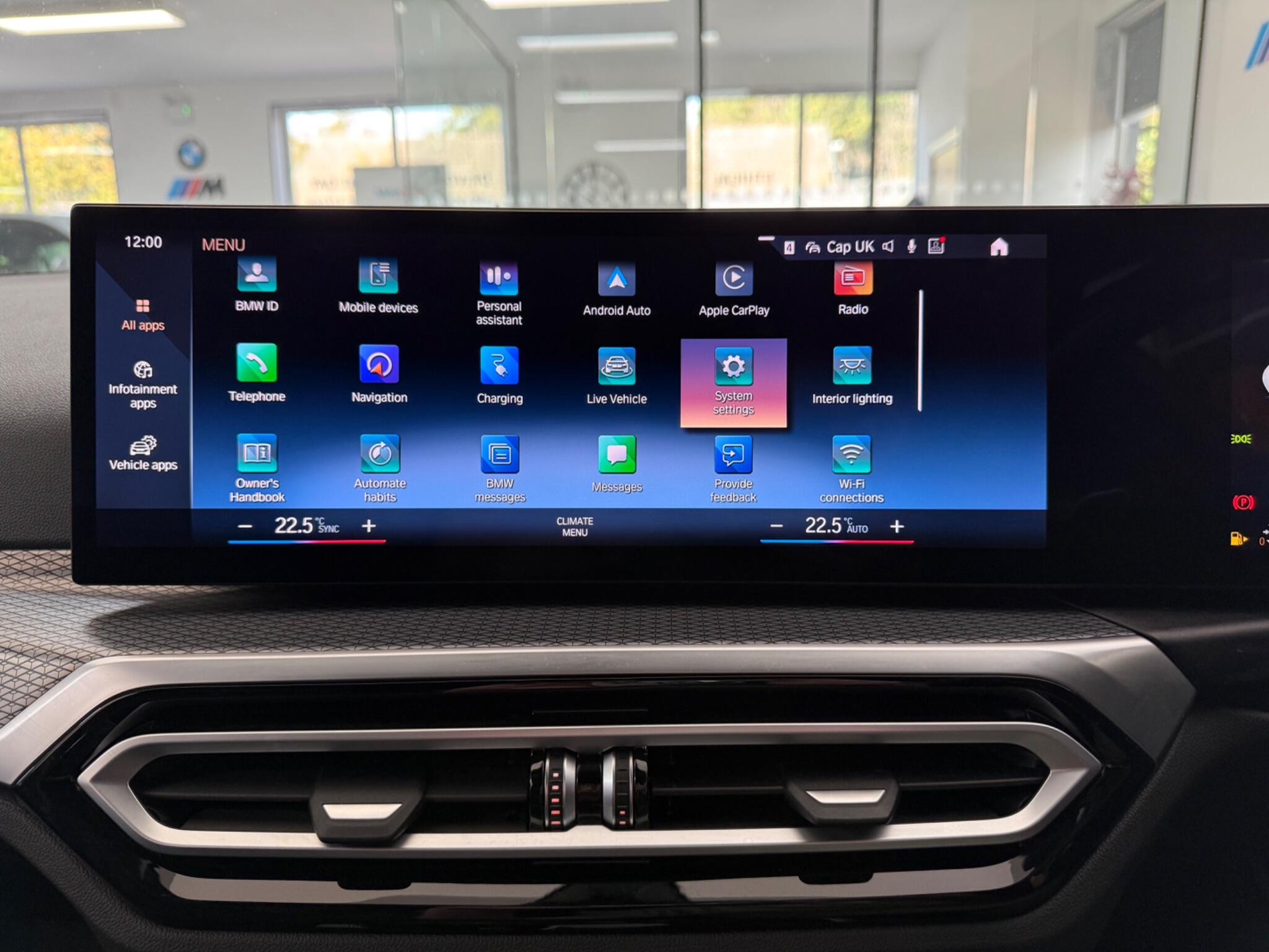 BMW 3 Series view 12