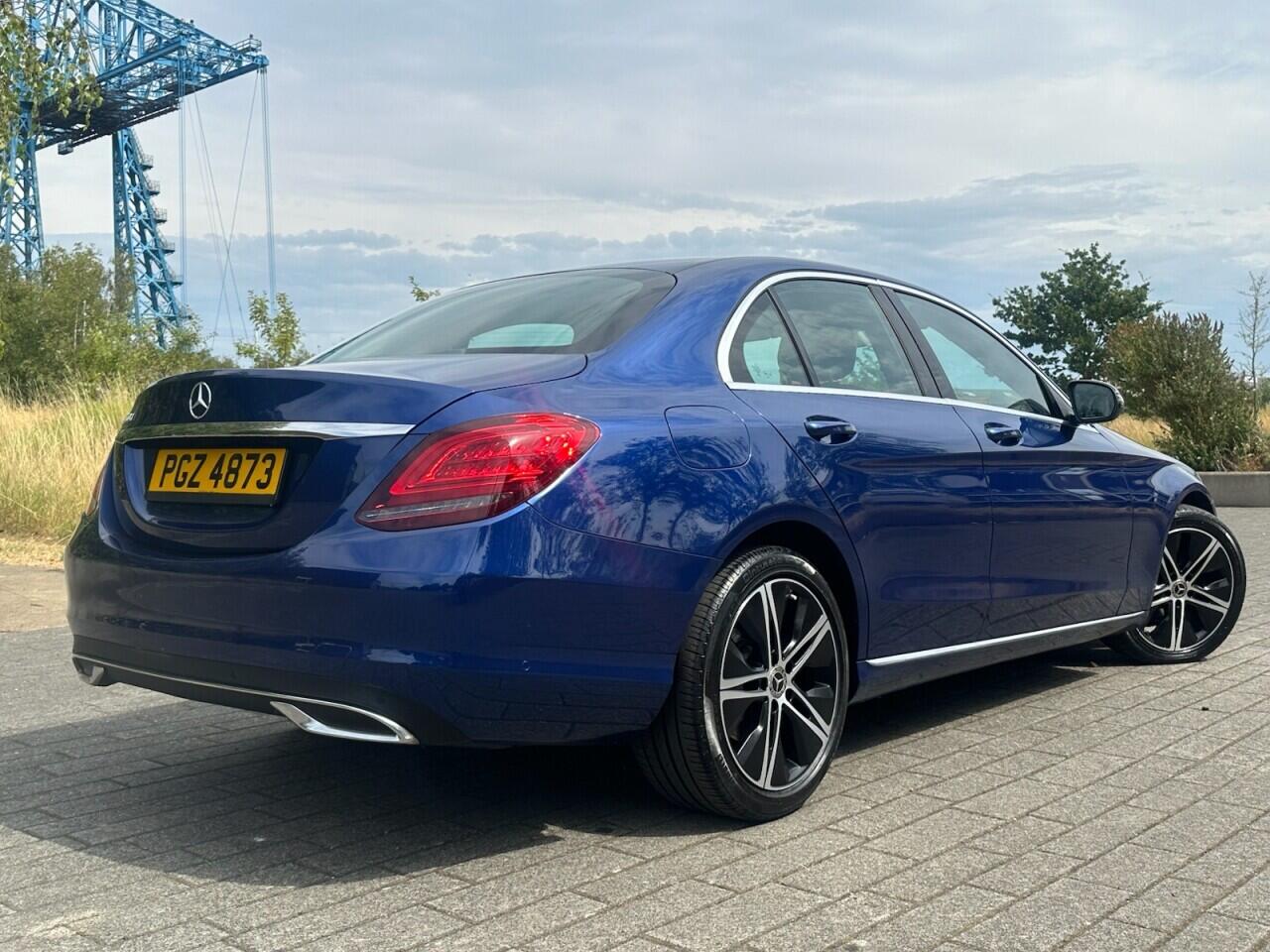Mercedes-Benz C-Class view 17