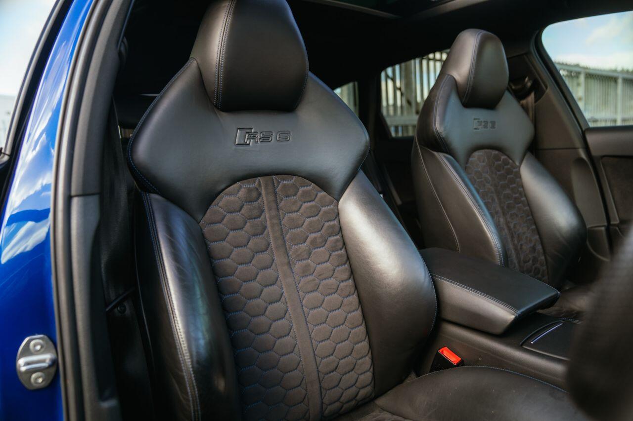Audi RS6 view 4