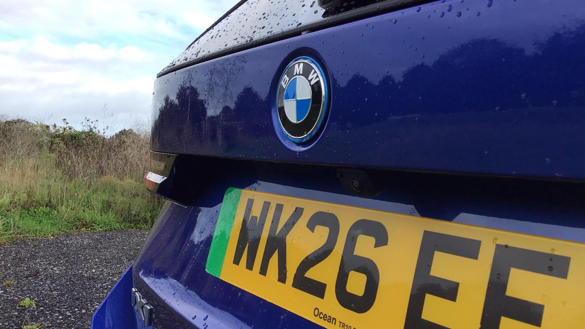 BMW iX1 view 35