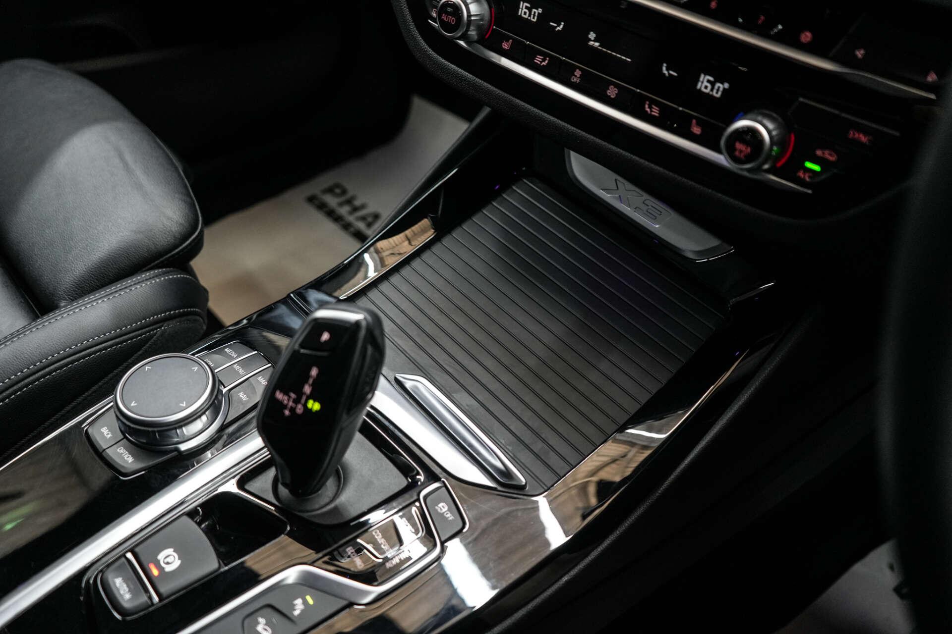 BMW X3 view 40