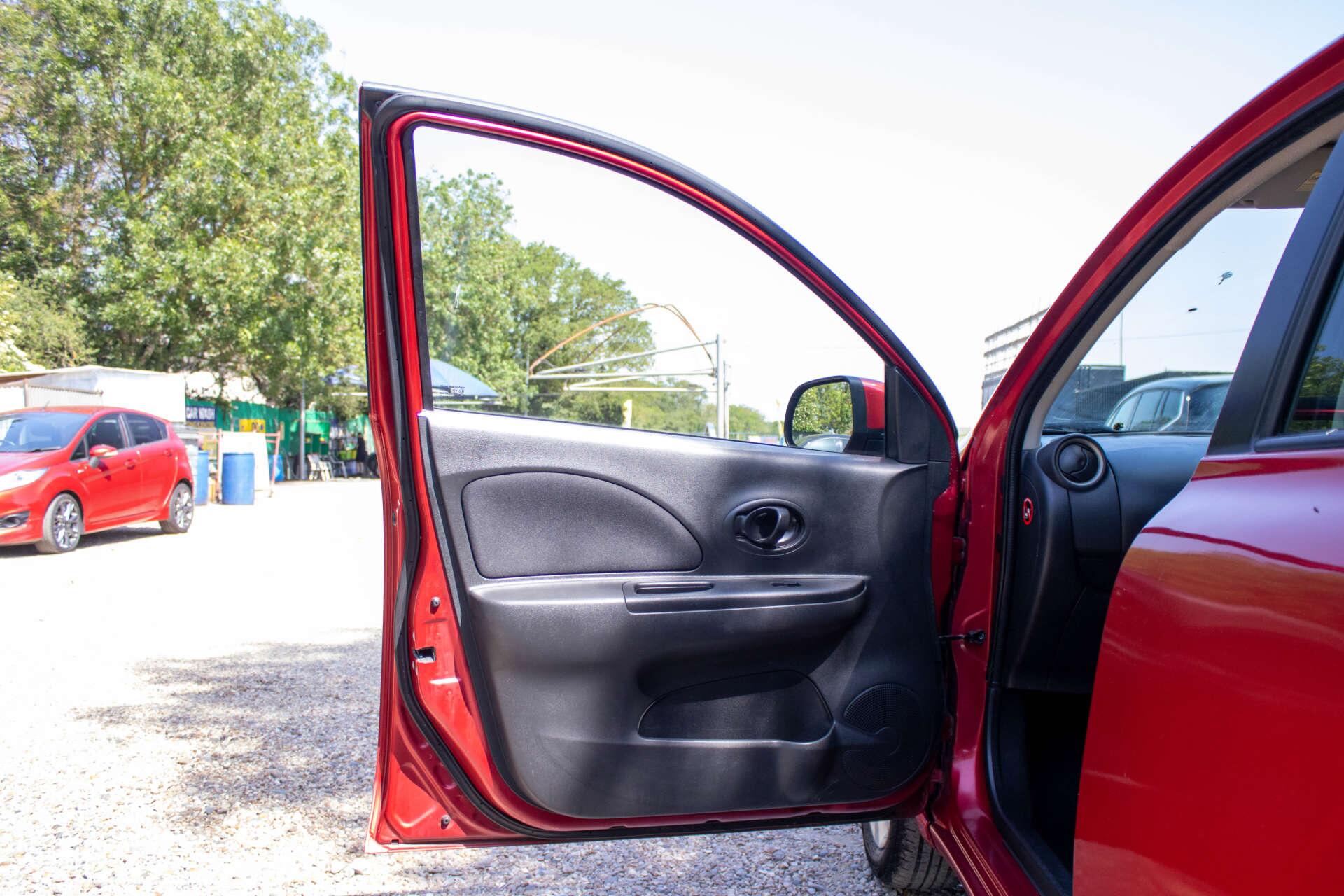 Nissan Micra view 28