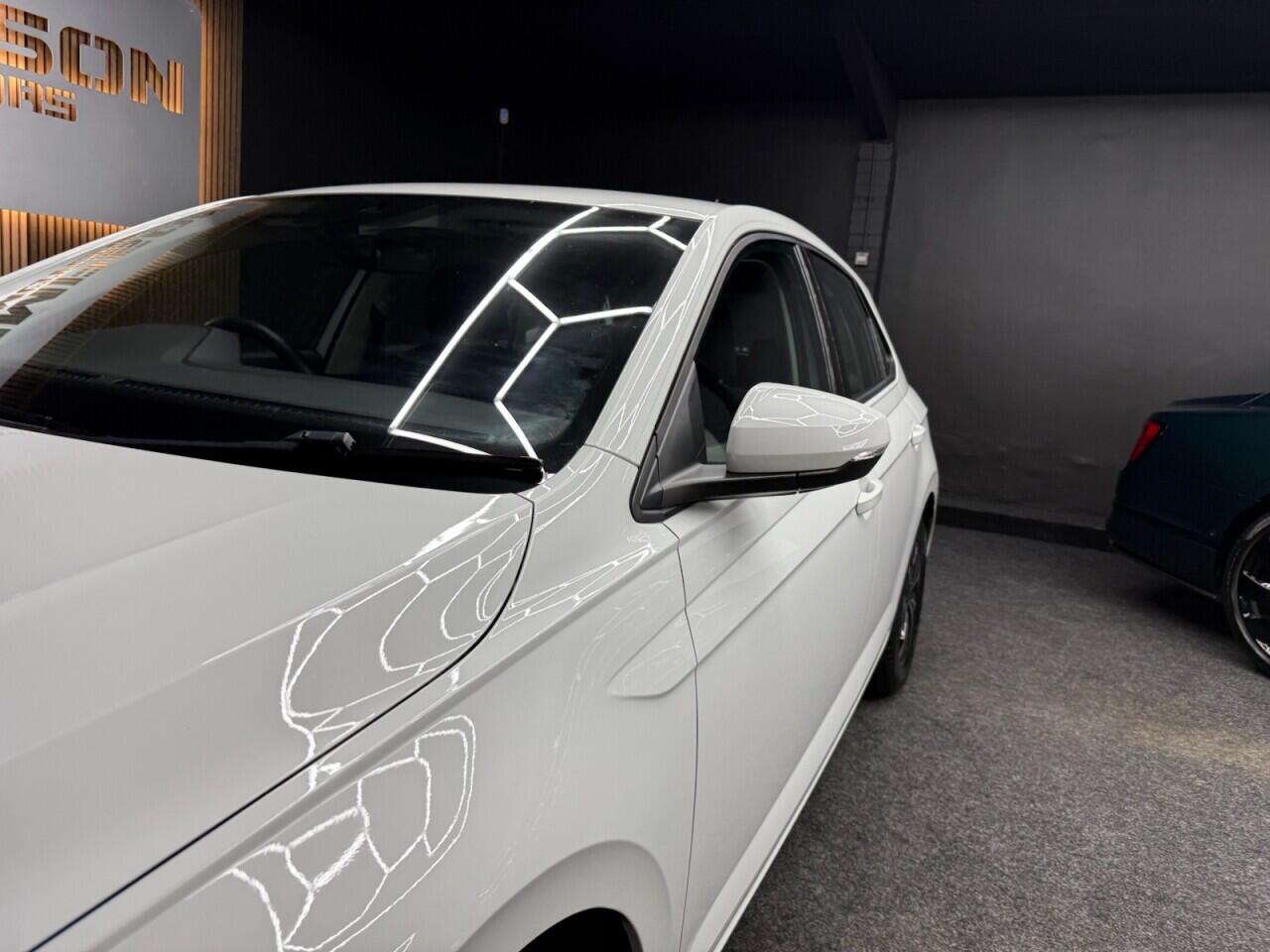 Volkswagen Polo view 24