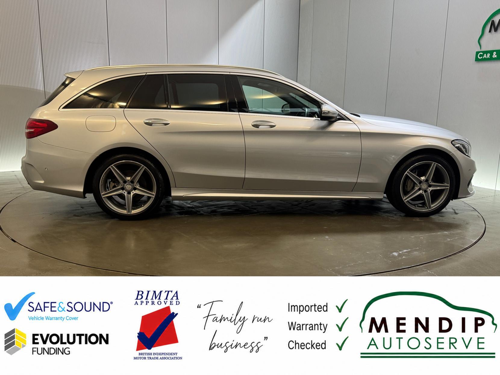 Mercedes-Benz C-Class view 33
