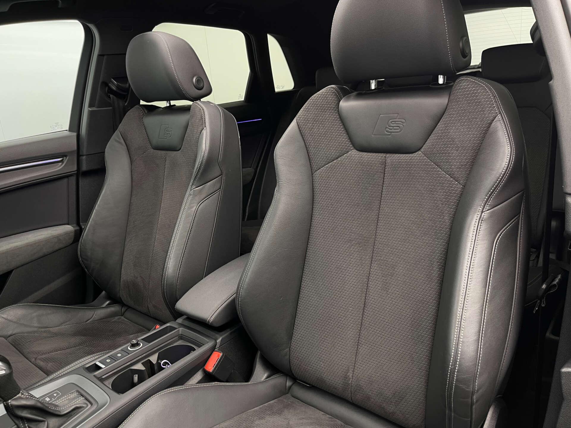 Audi Q3 view 43