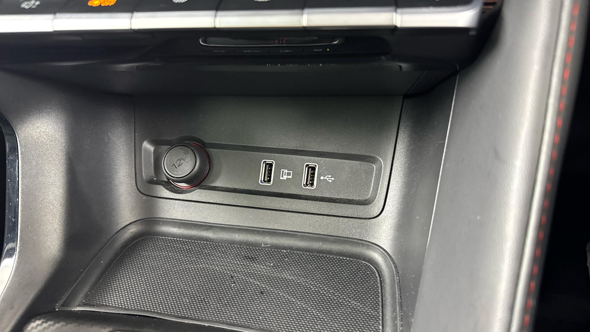 MG ZS view 28