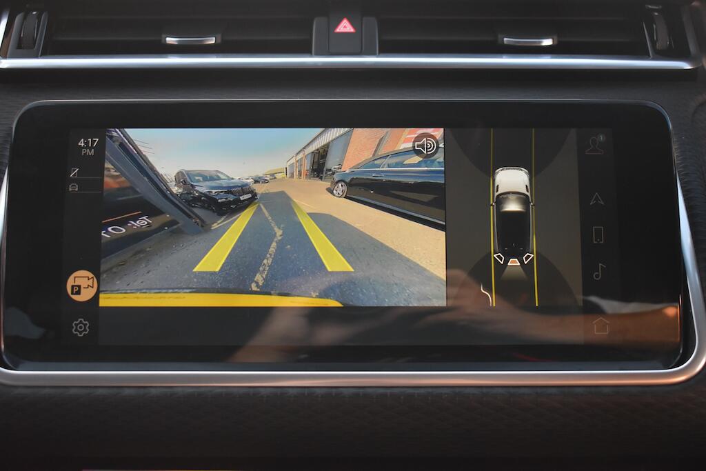 Land Rover Range Rover Velar view 16