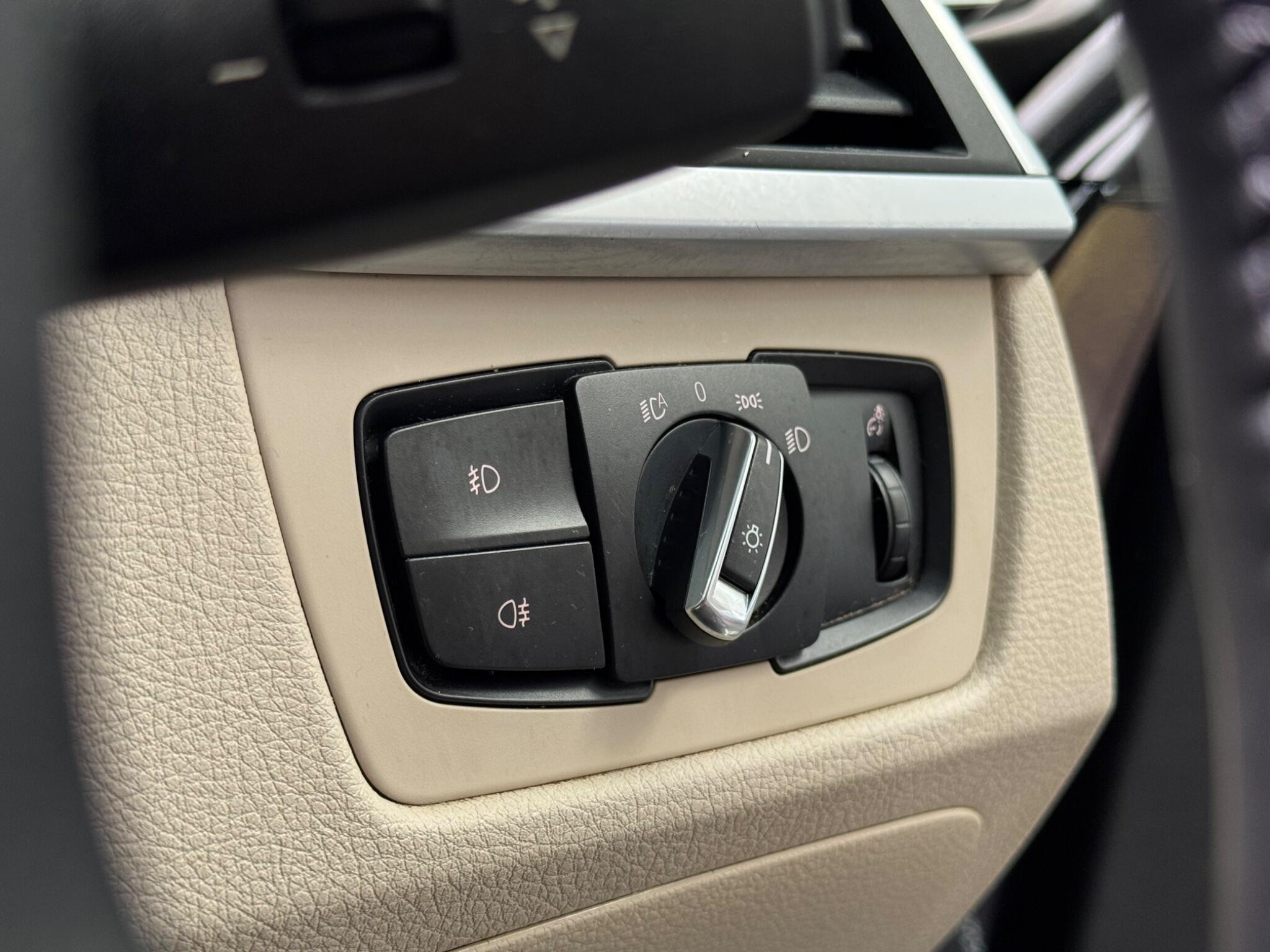 BMW 3 Series view 29