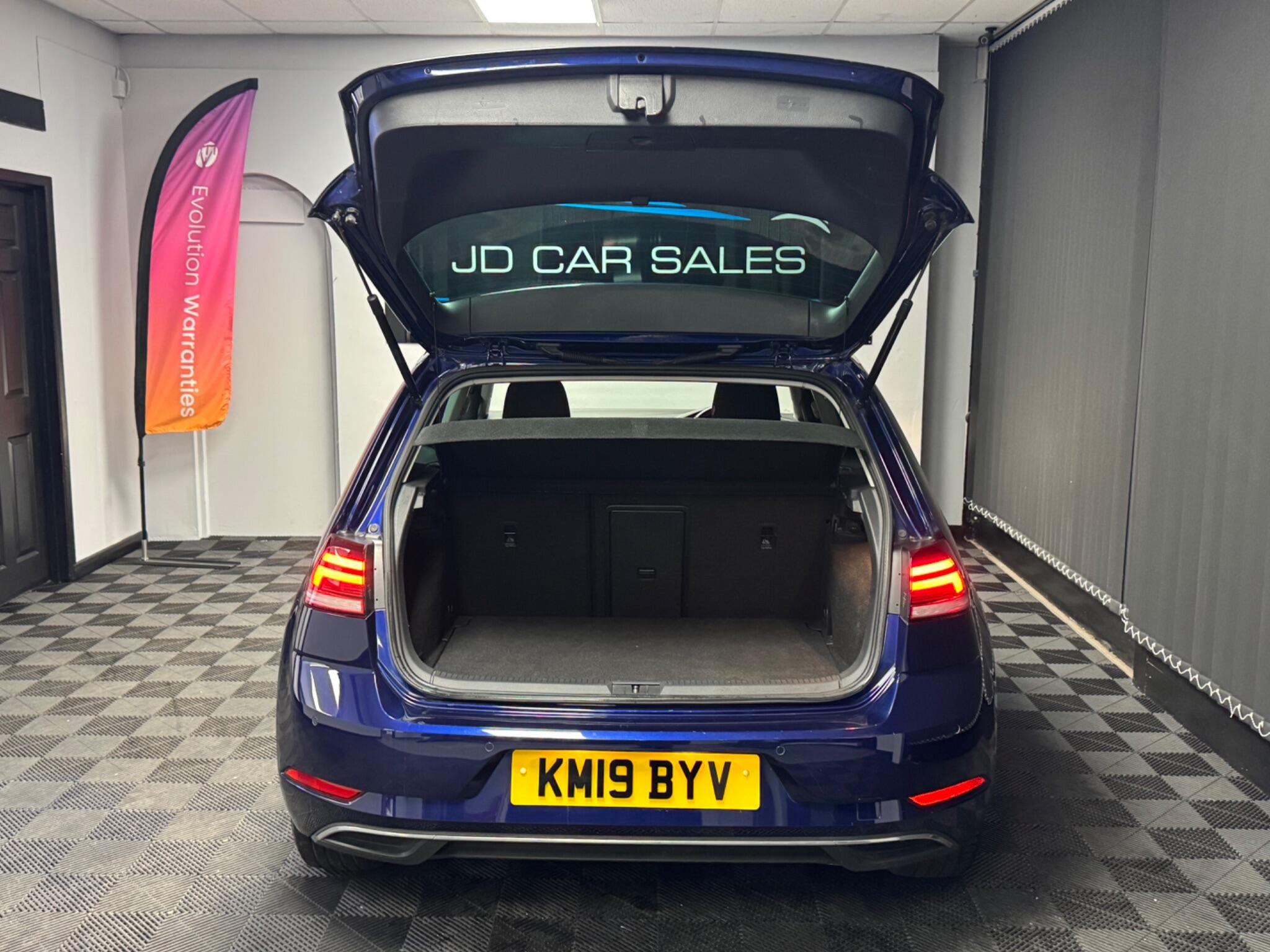 2019 Volkswagen Golf 1.0 TSI Match Euro 6 (s/s) 5dr • 87,000 miles image 17