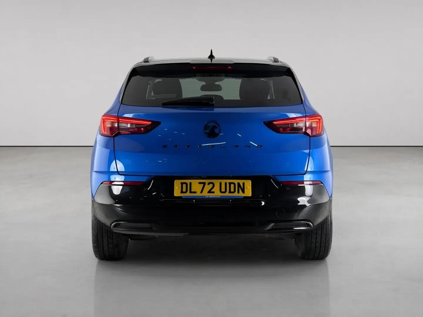 Vauxhall Grandland view 7