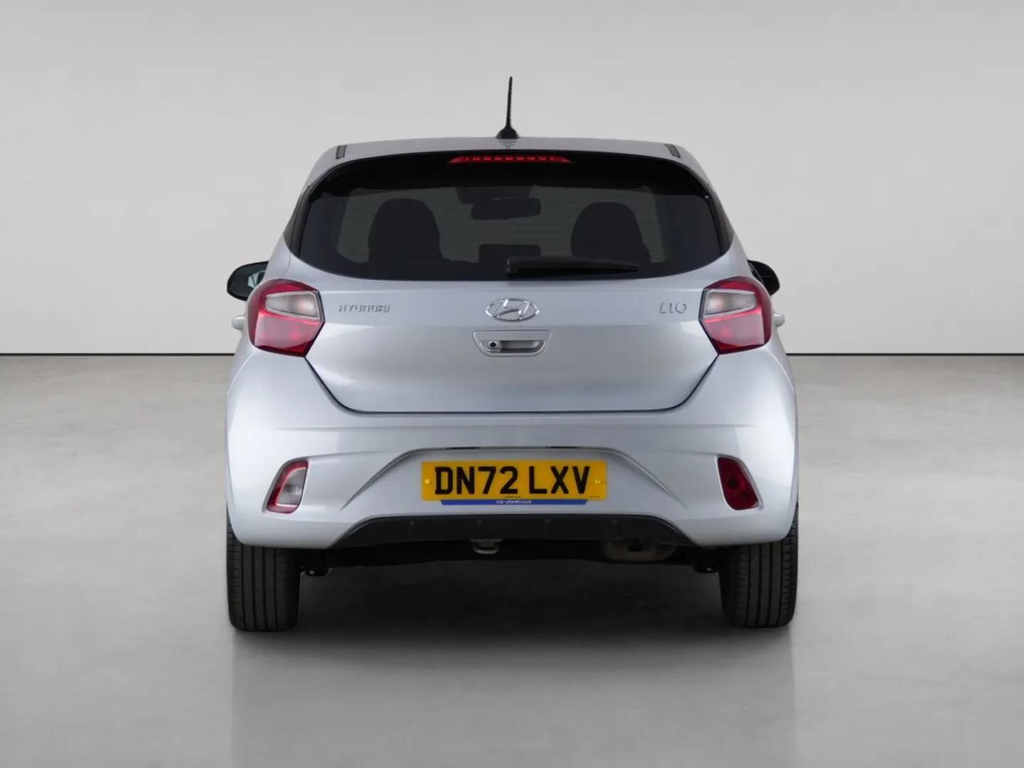 Hyundai i10 view 7
