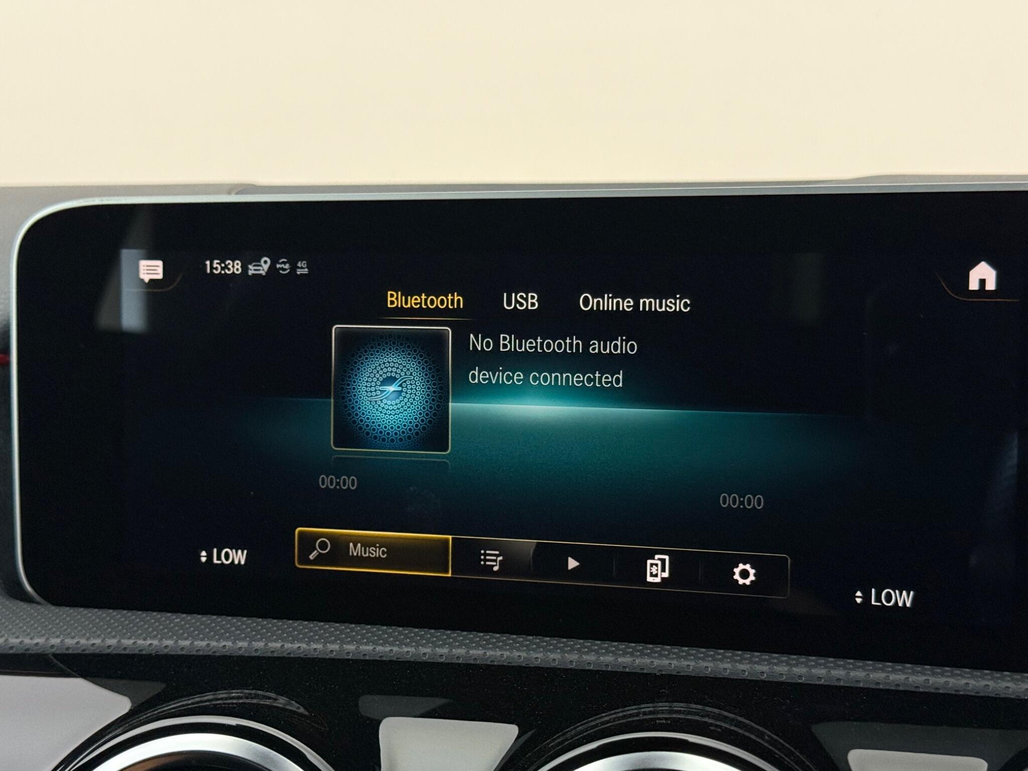 Mercedes-Benz A-Class view 26