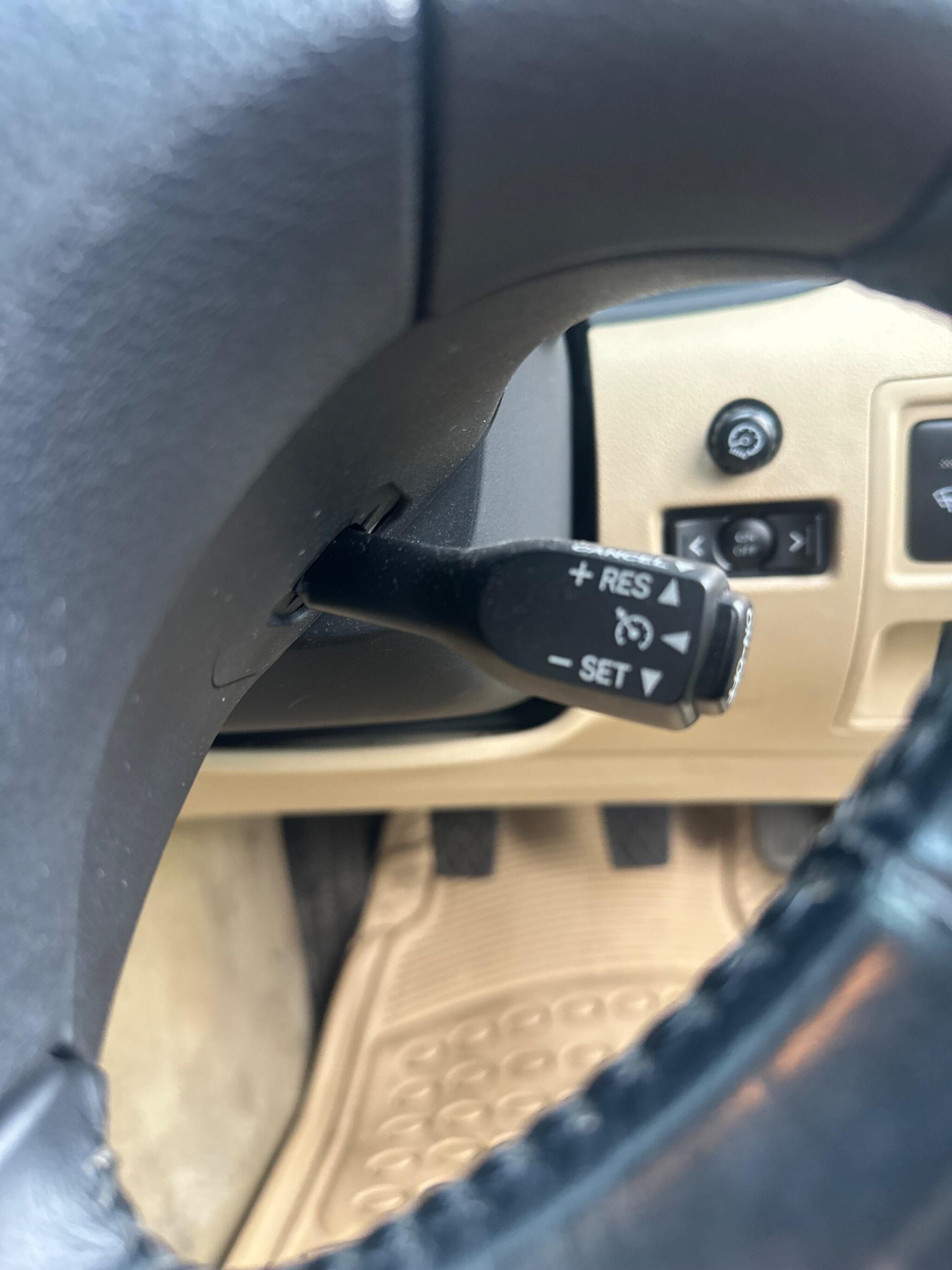 2008 Lexus IS image 33