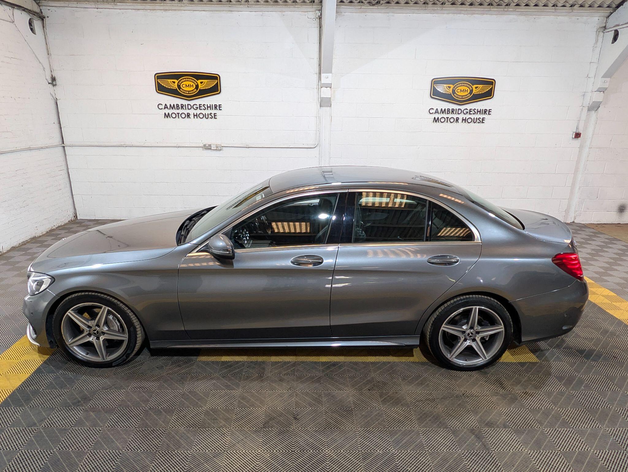 Mercedes-Benz C Class view 11