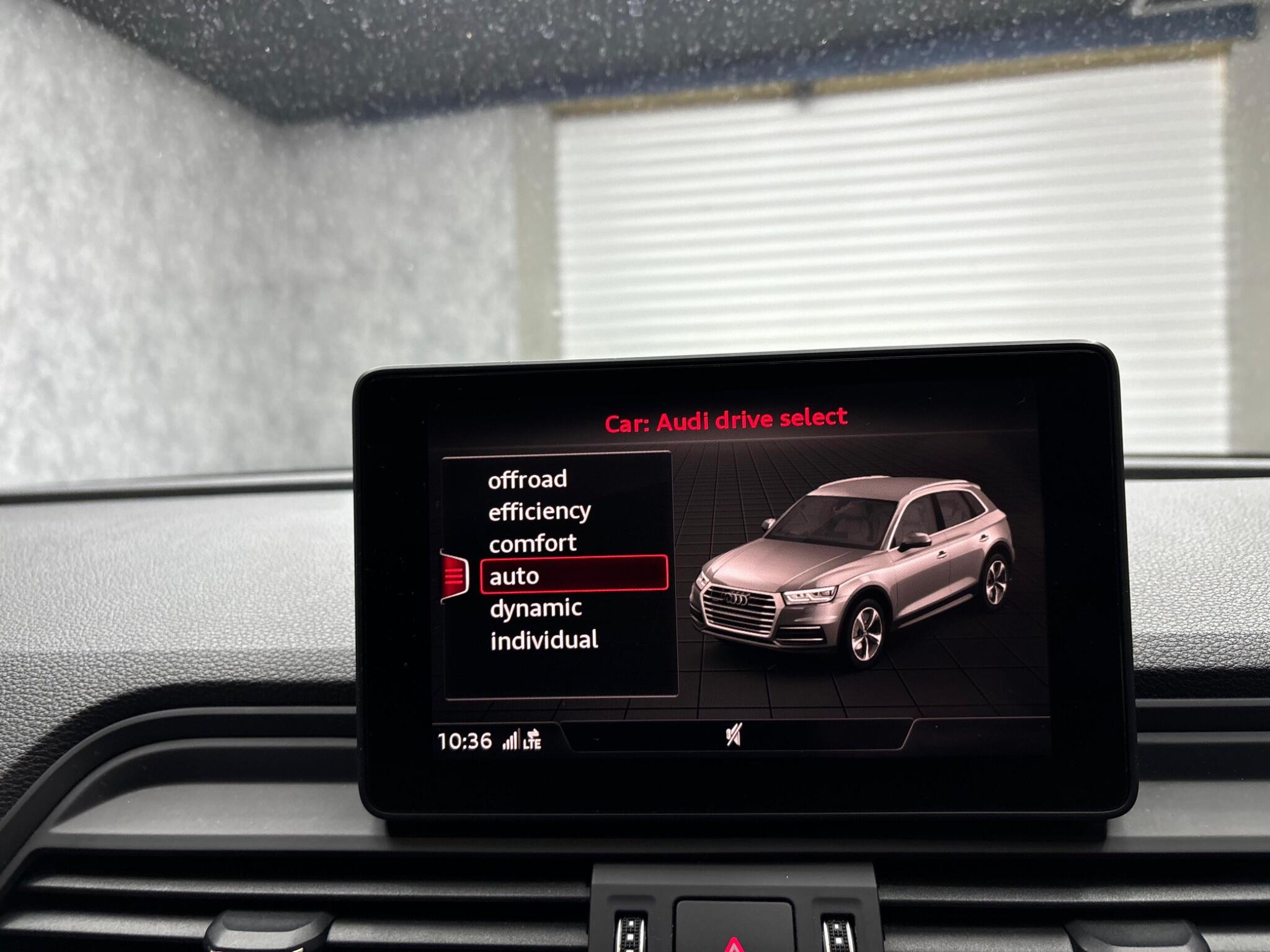 Audi Q5 view 26