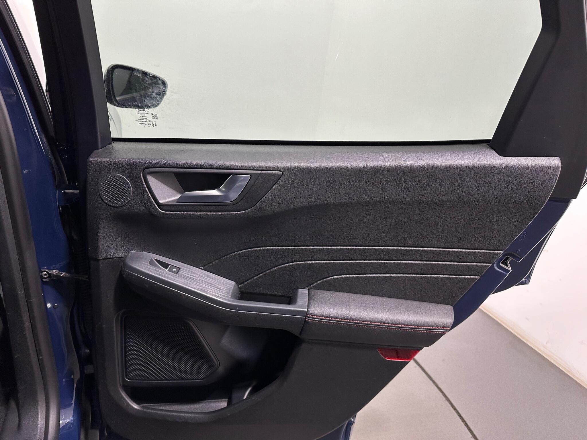 Ford Kuga view 42
