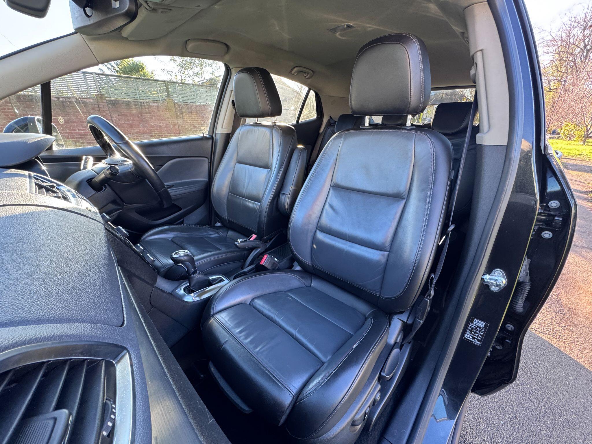 2015 Vauxhall Mokka image 23