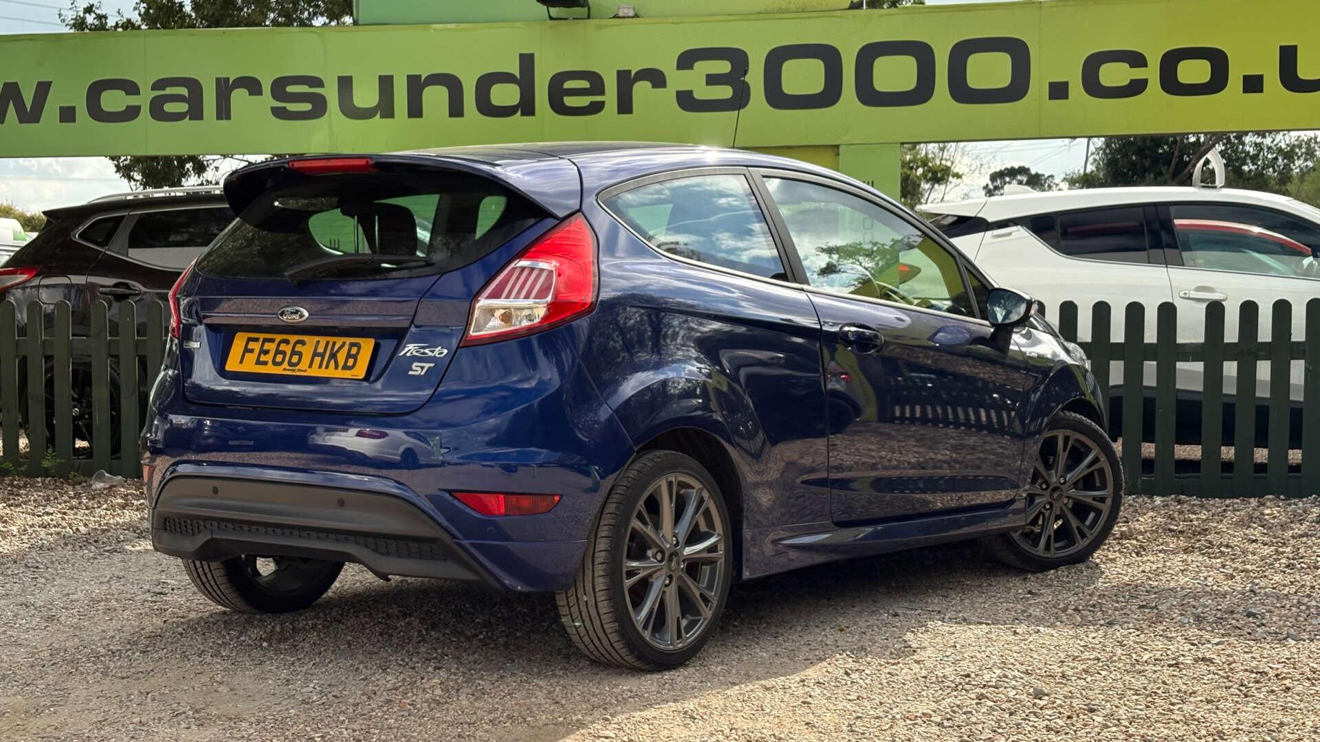 Ford Fiesta view 7