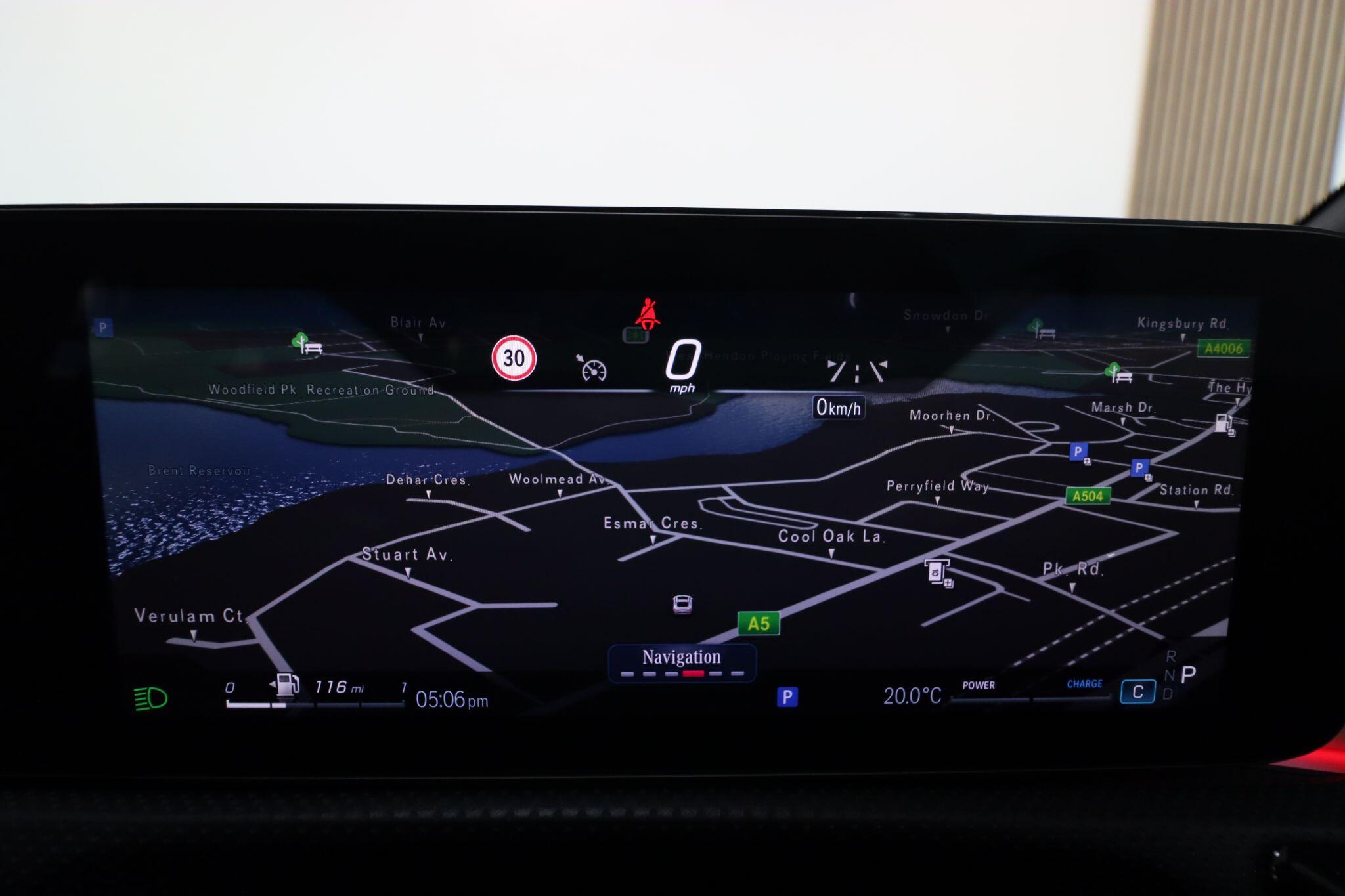 Mercedes-Benz Cla view 41