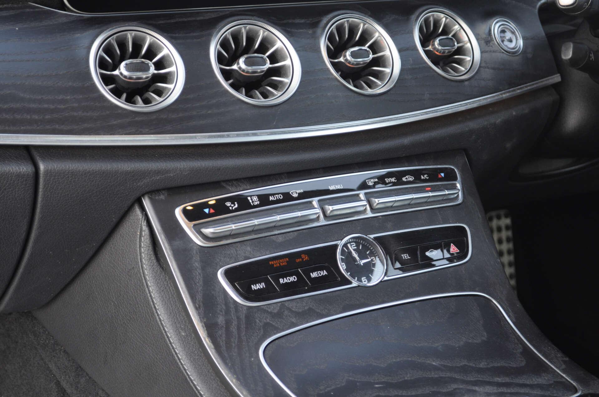 Mercedes-Benz E-Class view 15