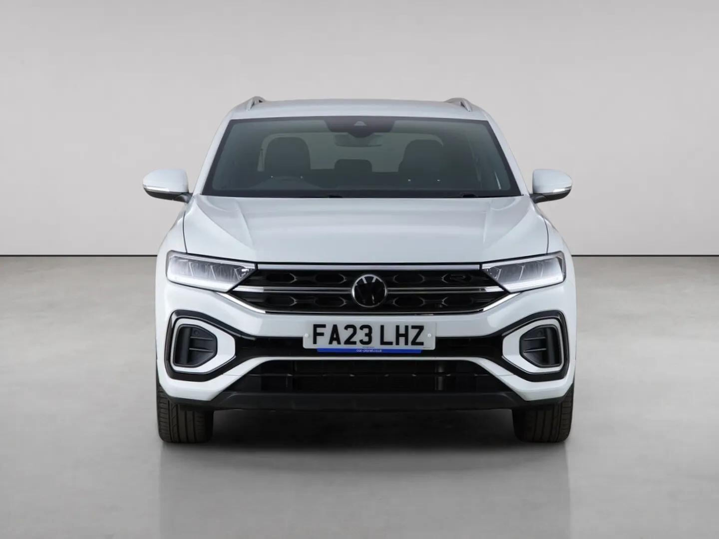 Volkswagen T-Roc view 5