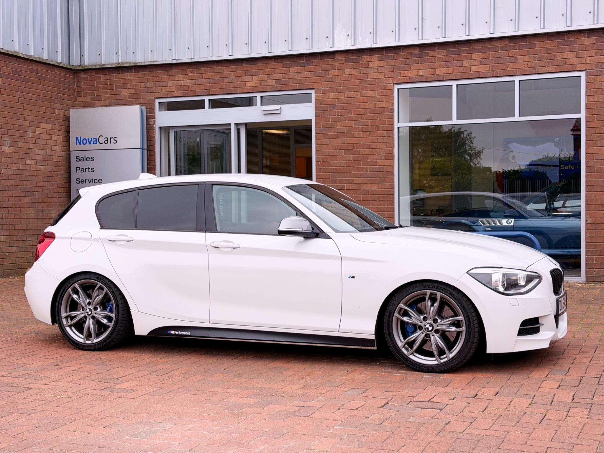 BMW 1 Series view 12